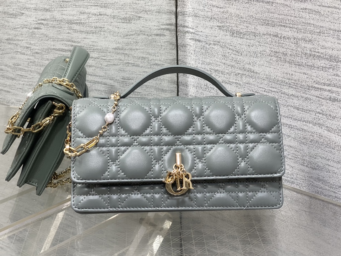 Clutch Bag Sheepskin M-s