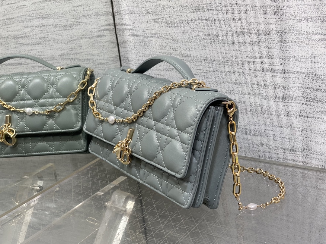 Clutch Bag Sheepskin M-s