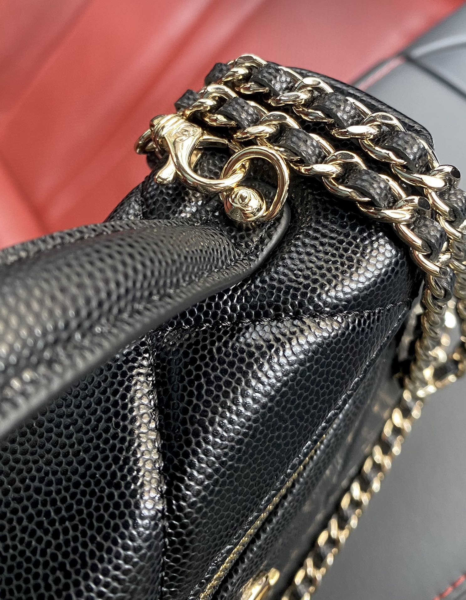 Basic Bag Cow Leather Black M