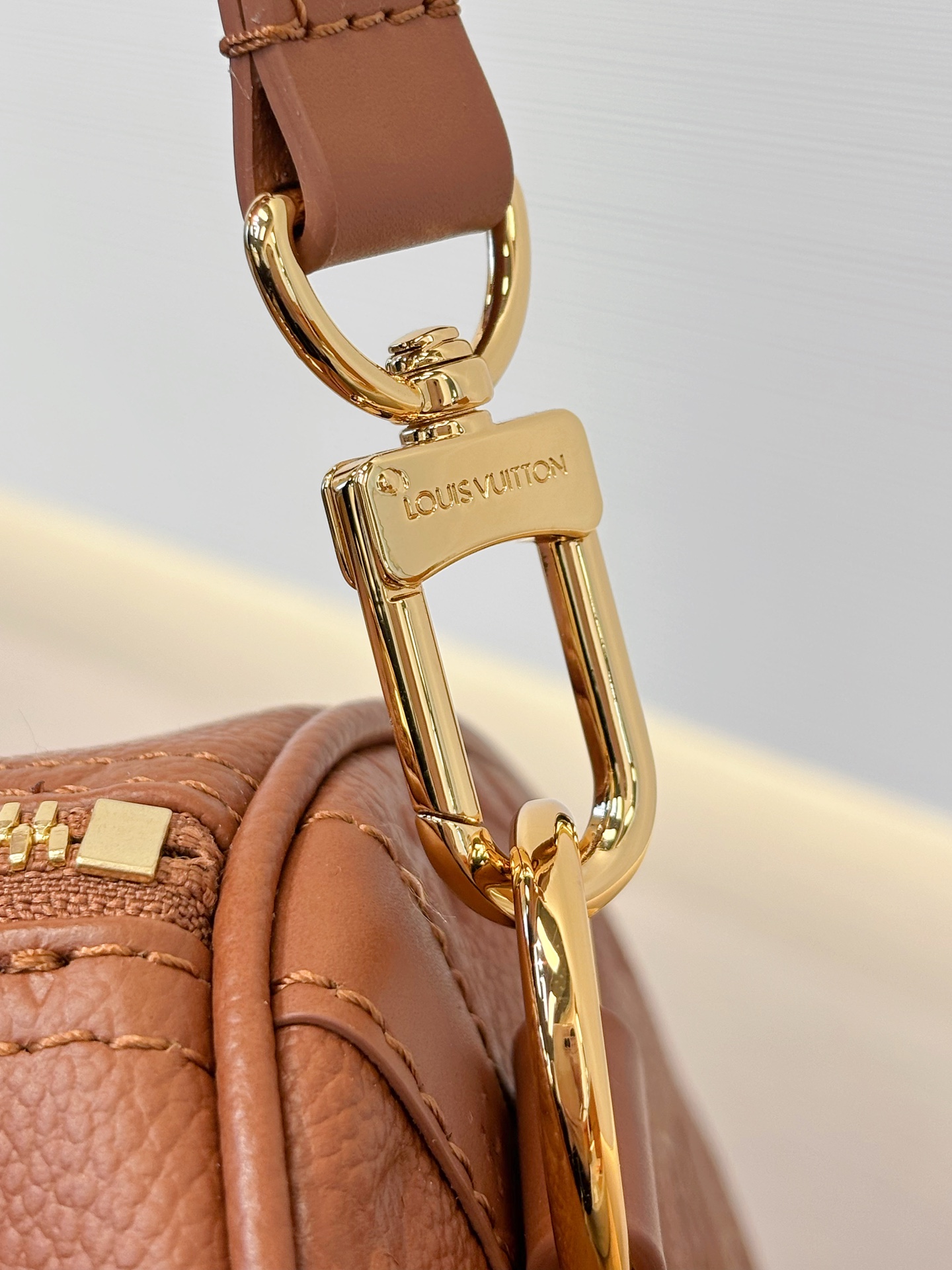 Louis Vuitton Basic Bag Cow Leather M-17cm-s