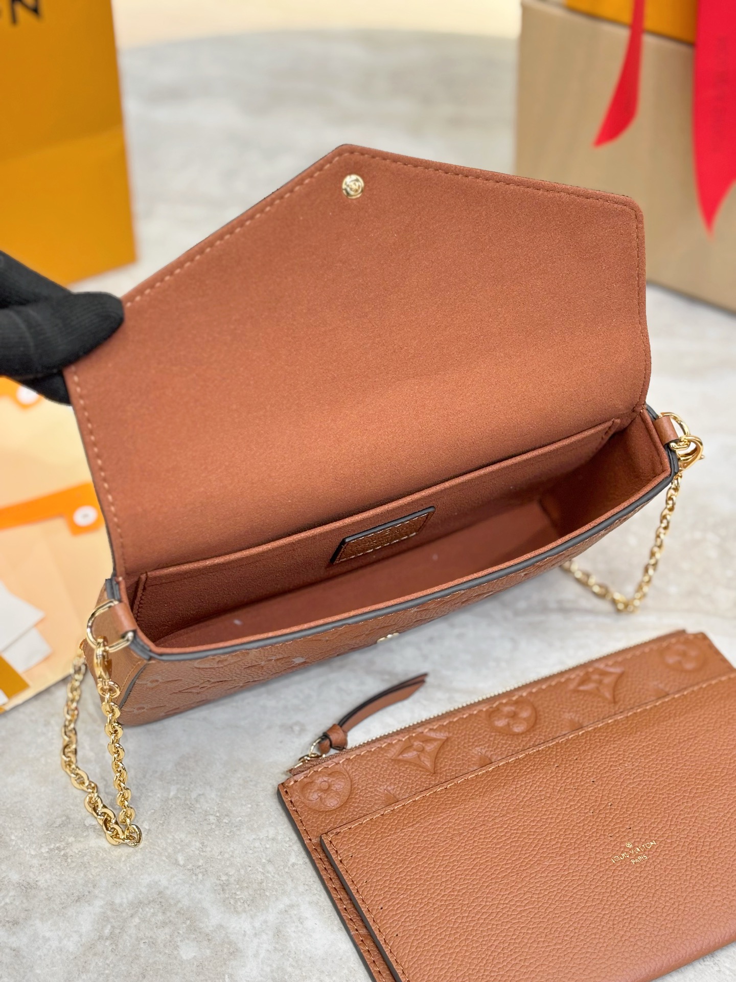 Louis Vuitton Clutch Bag M-l-s