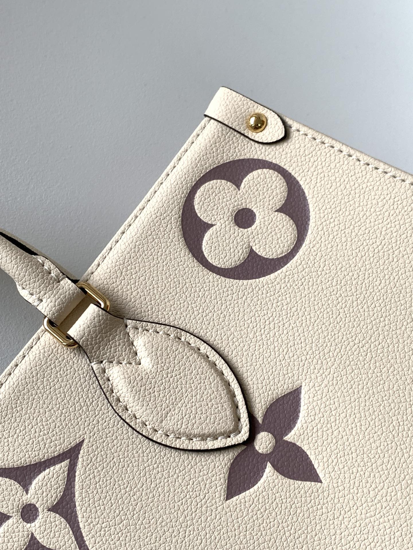 Louis Vuitton Basic Bag Cow Leather M-13cm-s