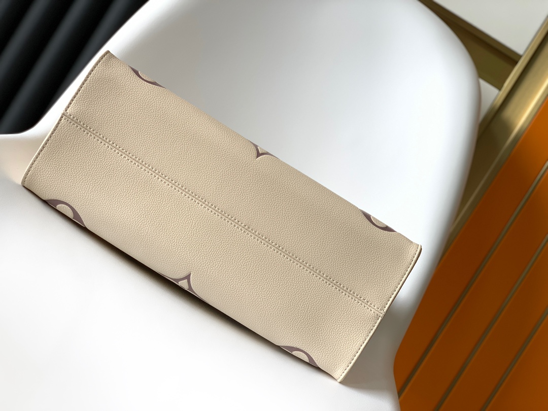 Louis Vuitton Basic Bag Cow Leather M-13cm-s