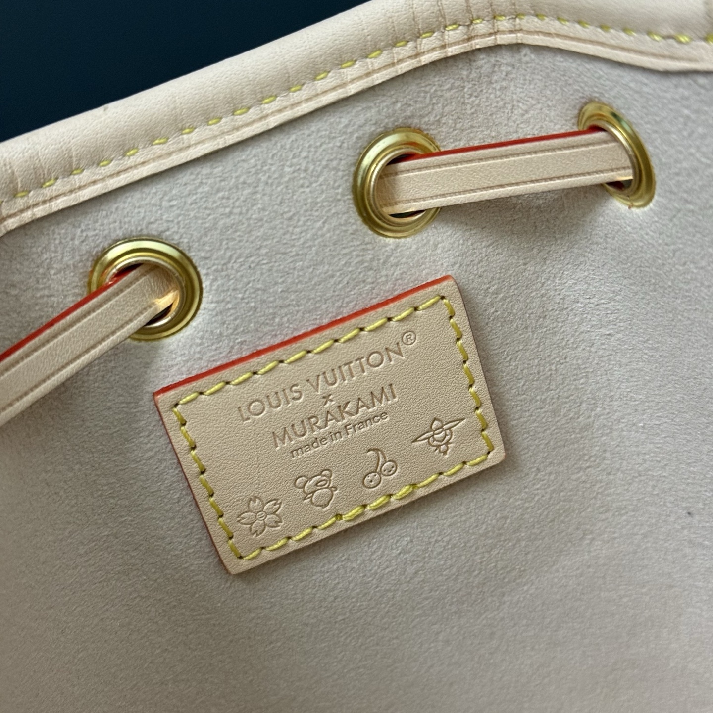 Louis Vuitton Basic Bag Cow Leather M