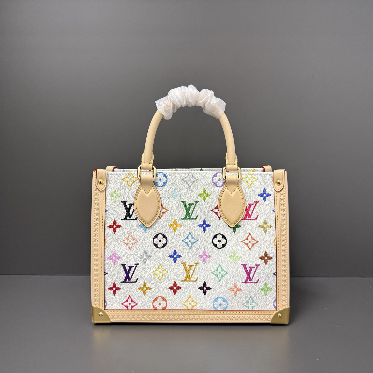 Louis Vuitton Basic Bag Cow Leather M