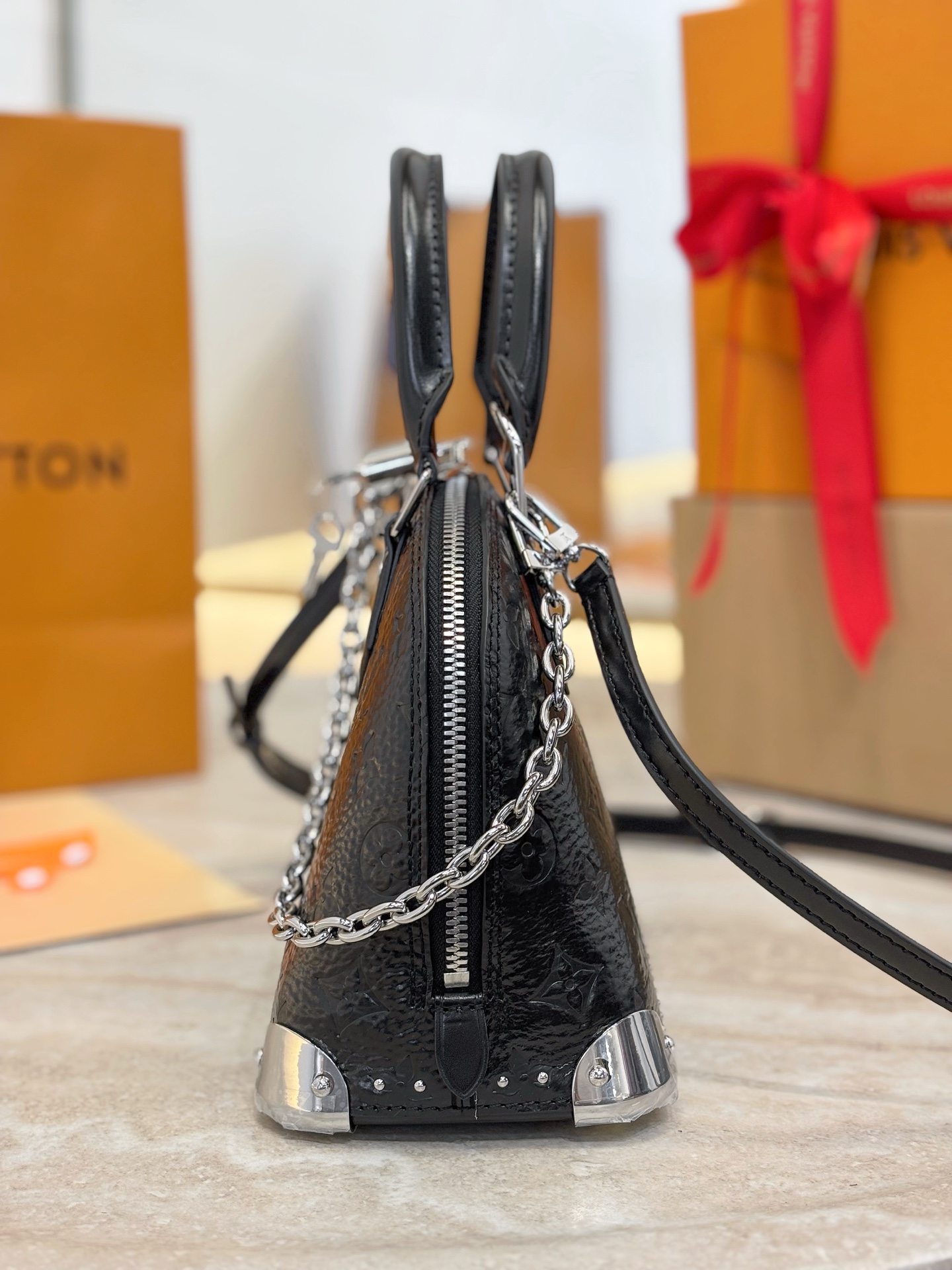 Louis Vuitton Basic Bag Cow Leather 19cm-m-l-s