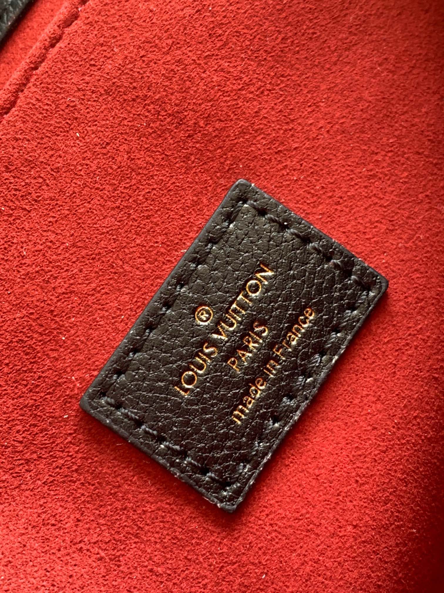 Louis Vuitton Basic Bag Black M-l-s