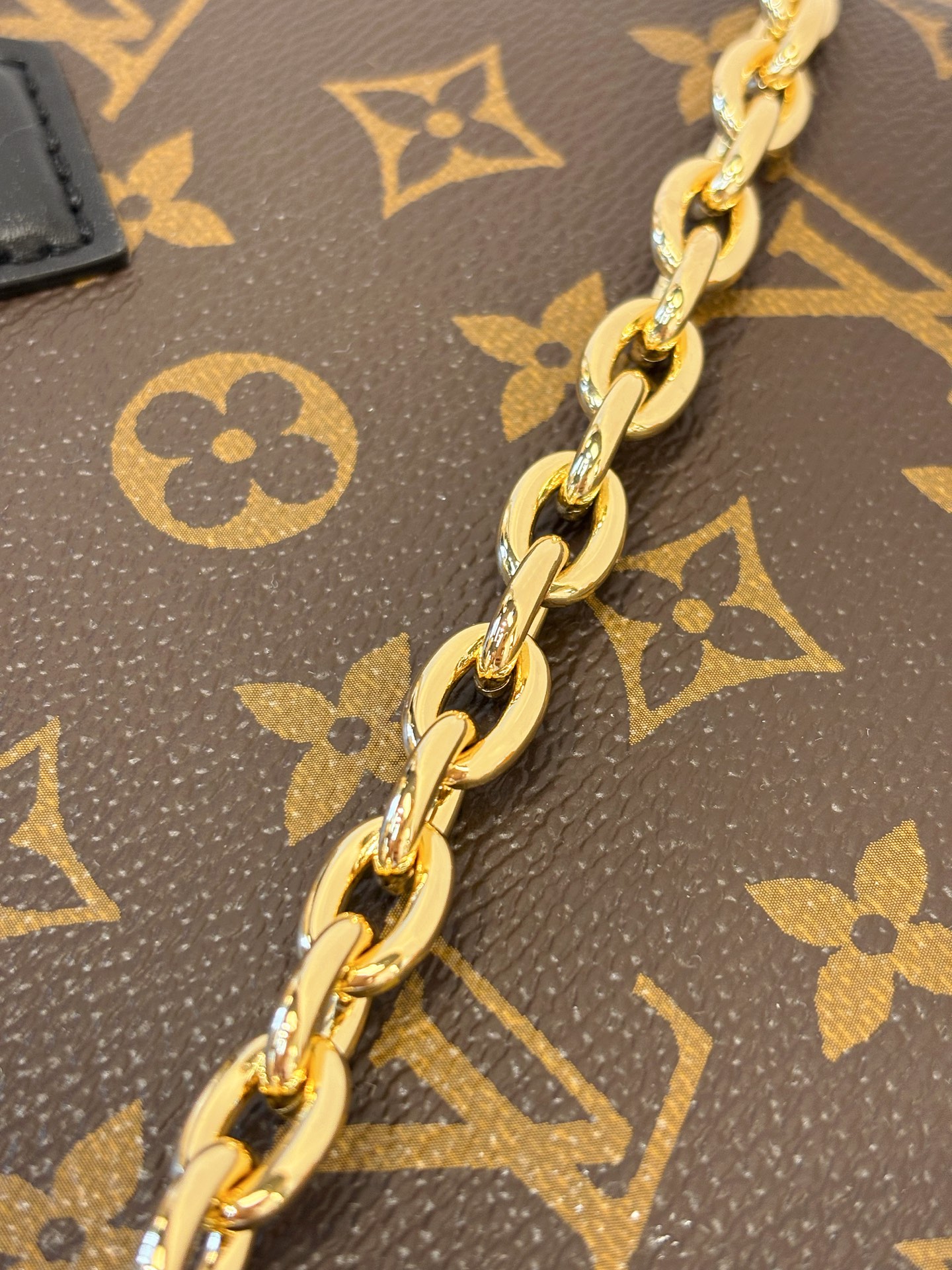 Louis Vuitton Basic Bag Cow Leather 31cm-m-l-s