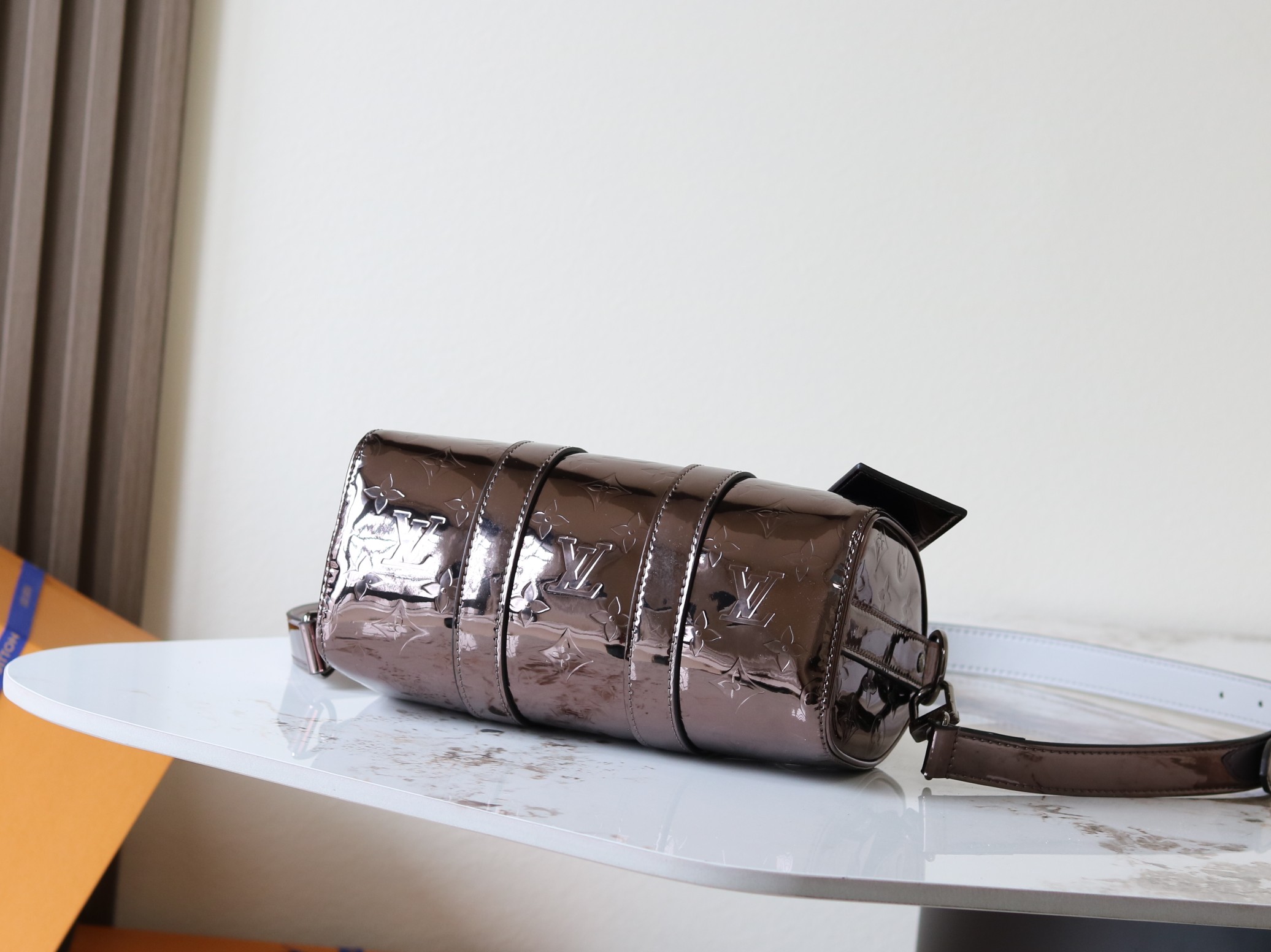 Louis Vuitton Basic Bag Canvas M-l