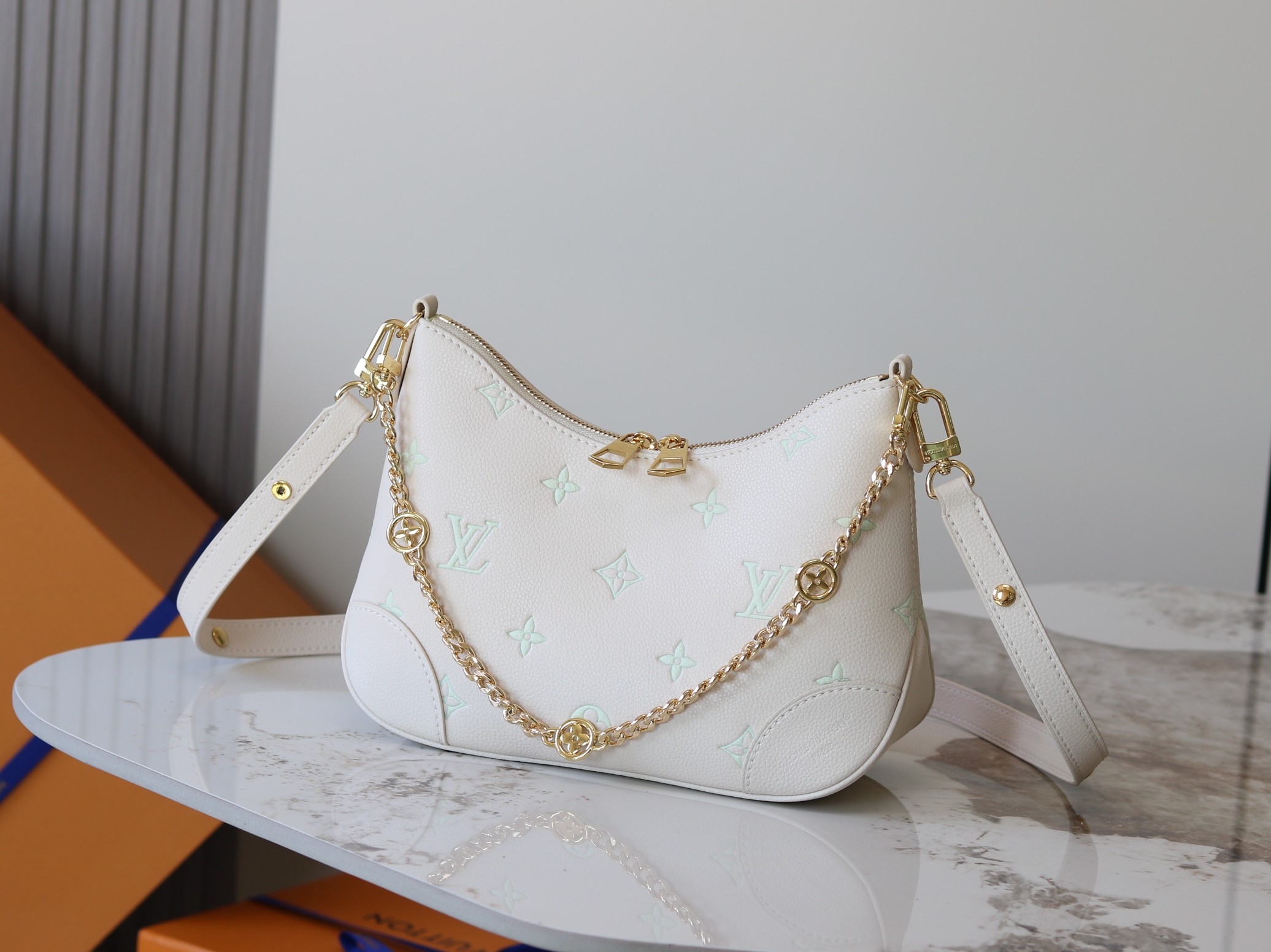 Basic Bag White M-l-s