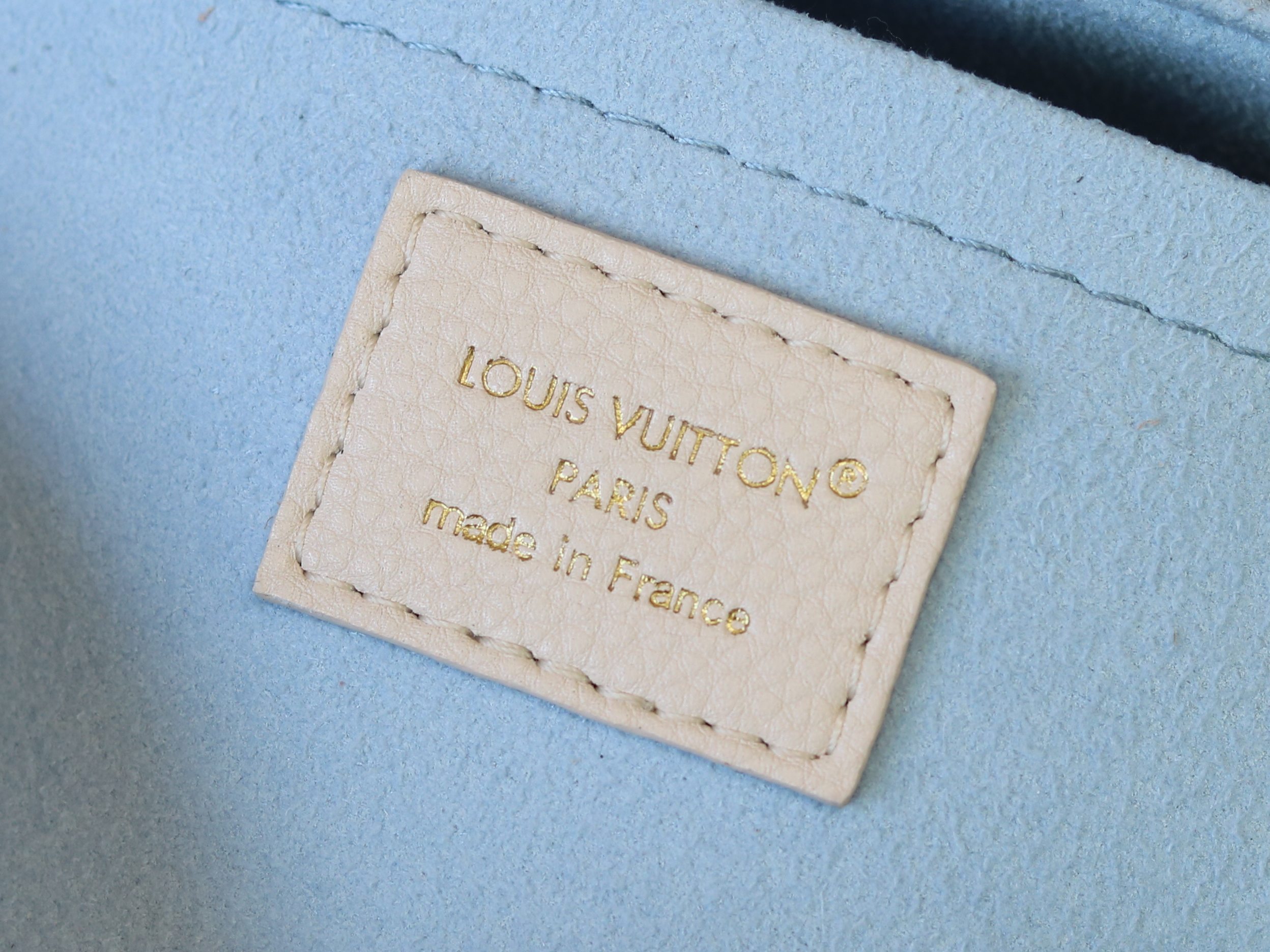 Louis Vuitton Basic Bag Blue M-l