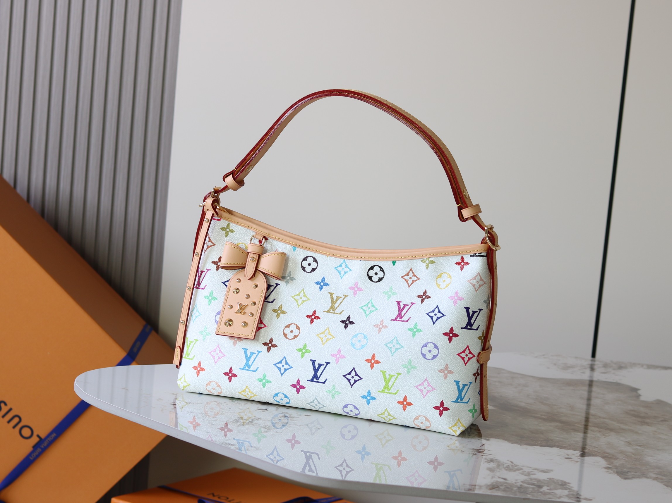 Louis Vuitton Basic Bag Cow Leather M-l-s