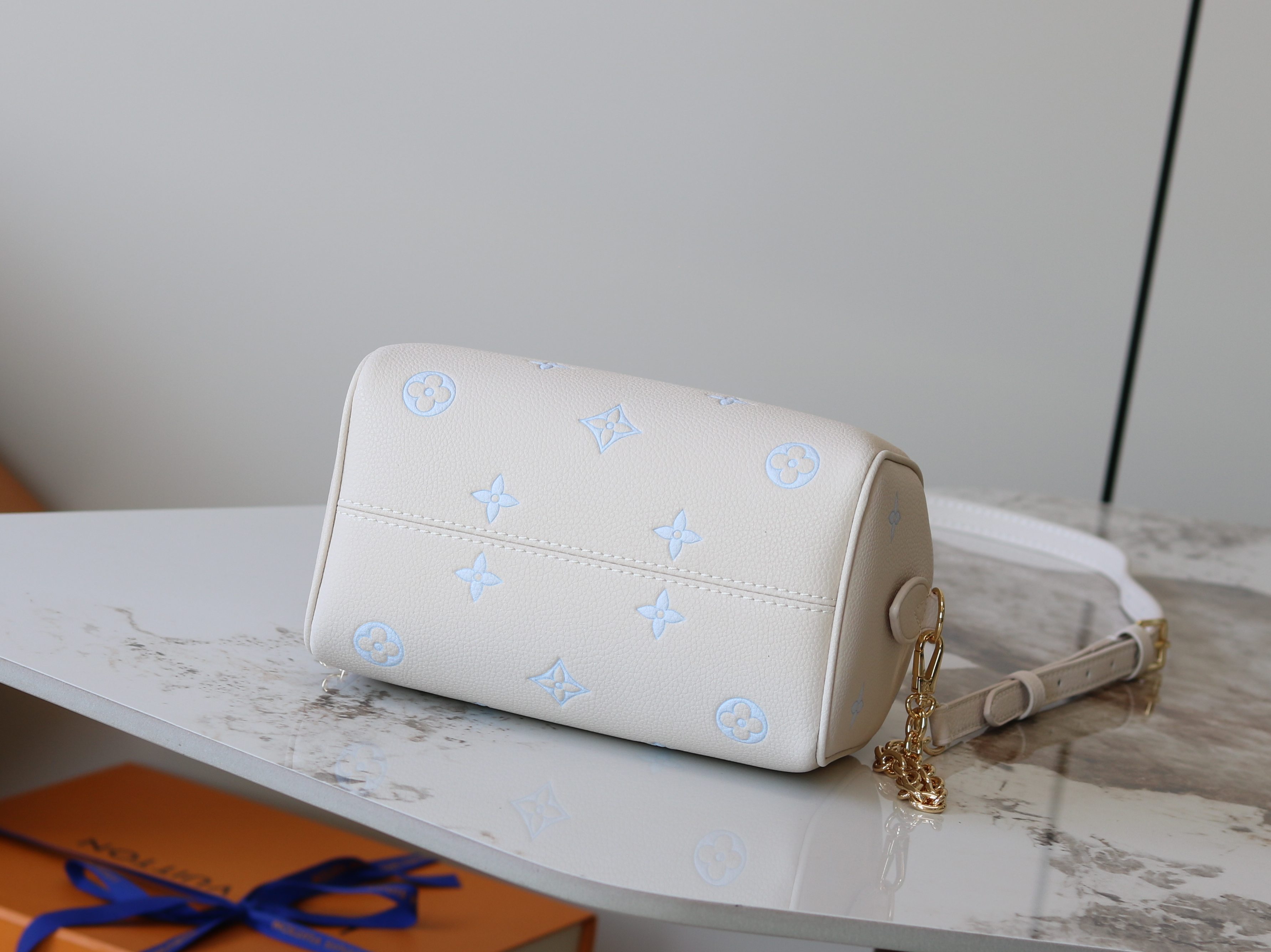 Louis Vuitton Basic Bag Blue M-l-s