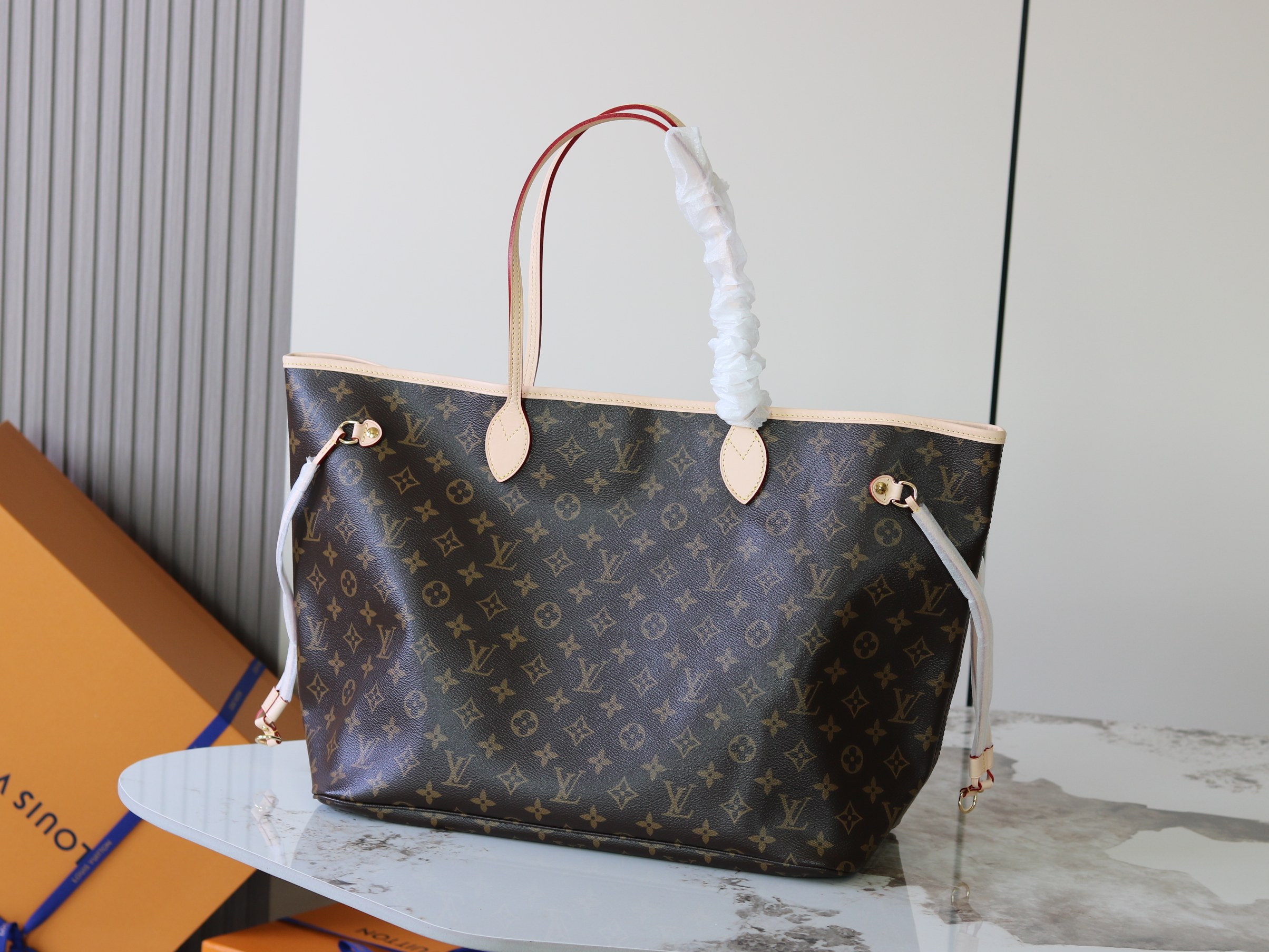 Louis Vuitton Tote Bag Cow Leather M-l