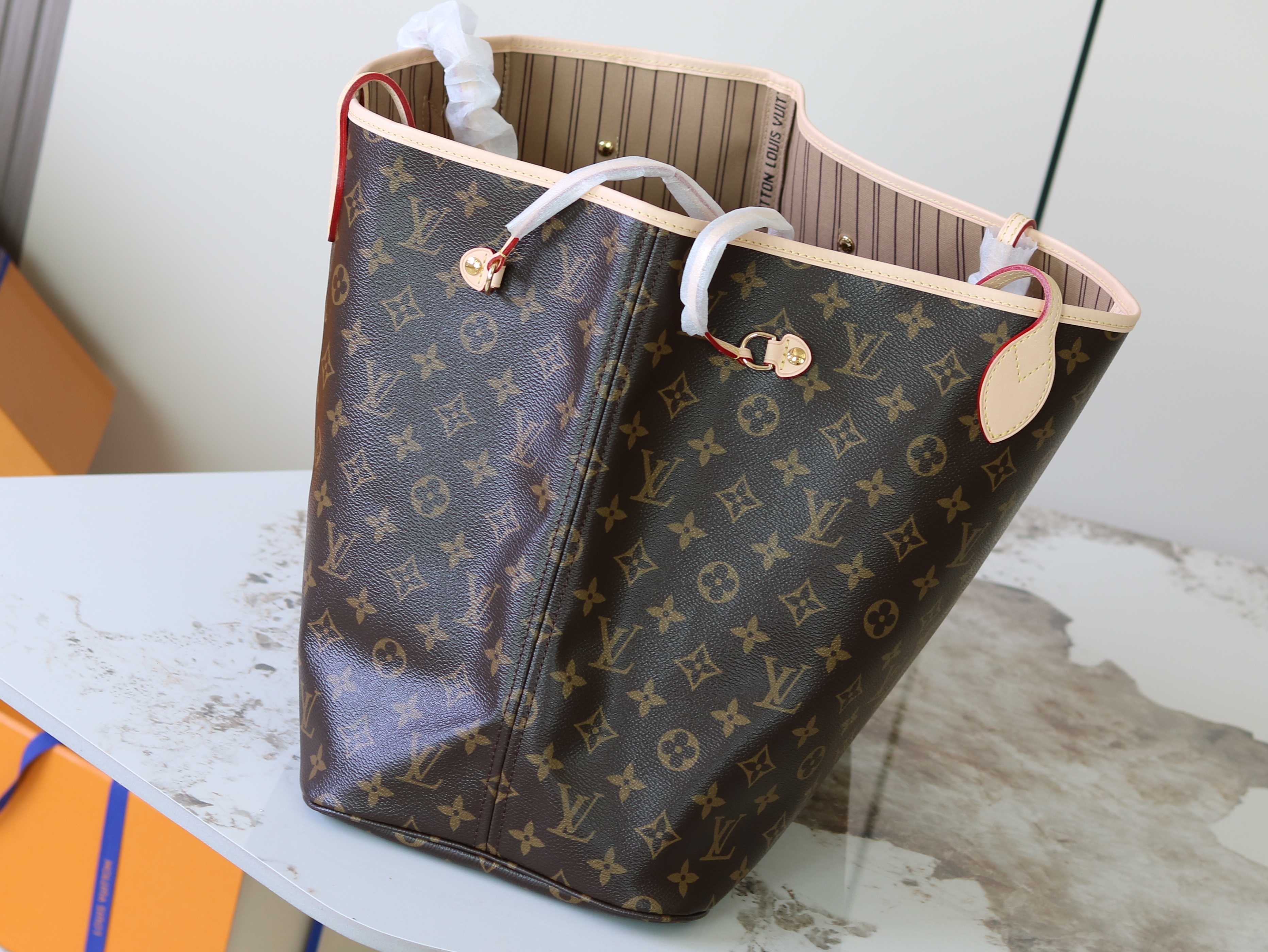 Louis Vuitton Tote Bag Cow Leather M-l