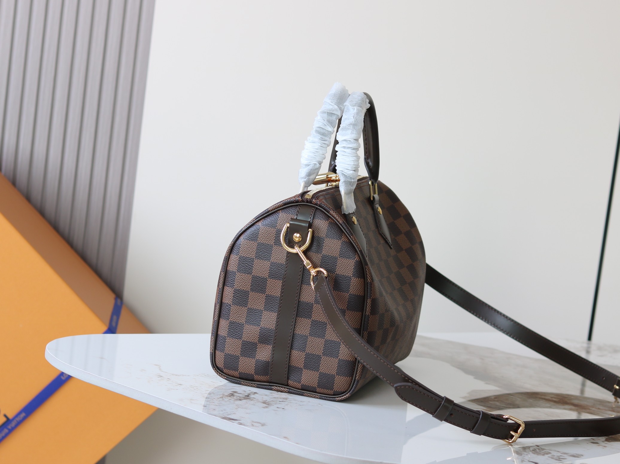 Louis Vuitton Basic Bag Canvas M-l-s