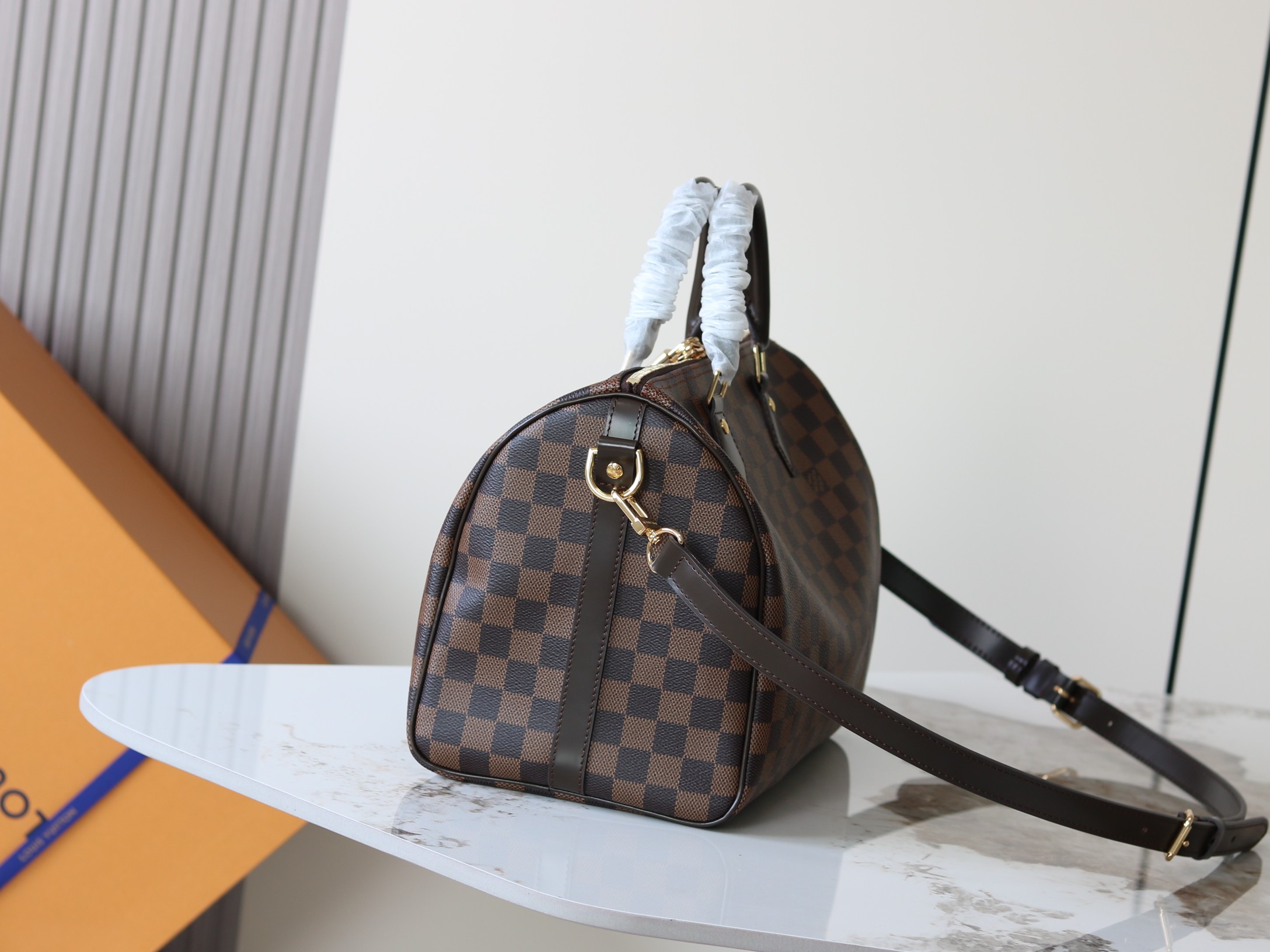 Louis Vuitton Basic Bag Canvas M-l-s
