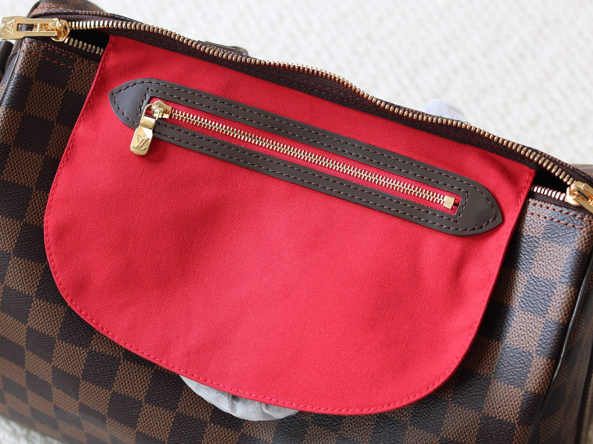 Louis Vuitton Basic Bag Canvas M-l-s
