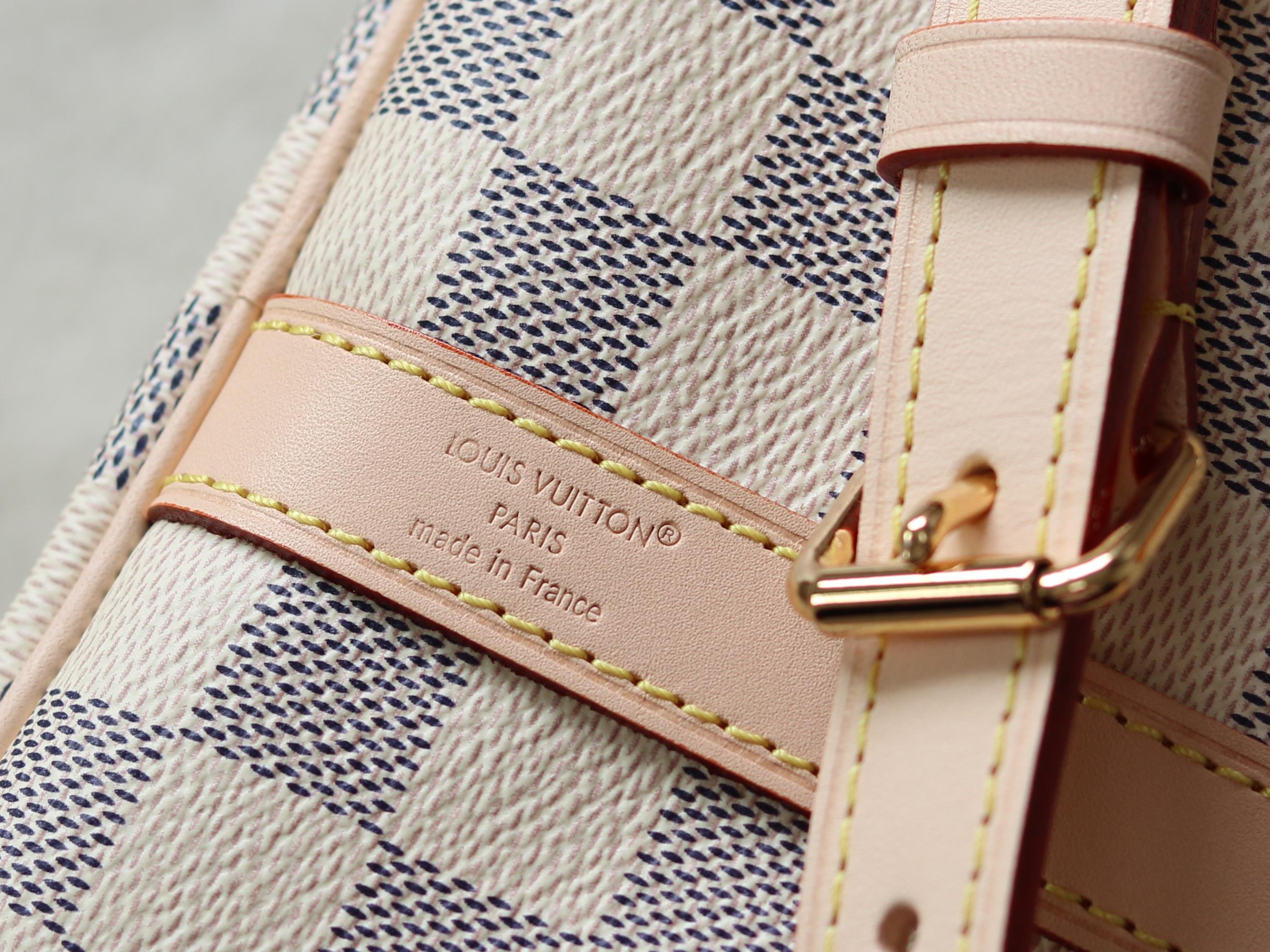 Louis Vuitton Basic Bag Canvas M-l-s