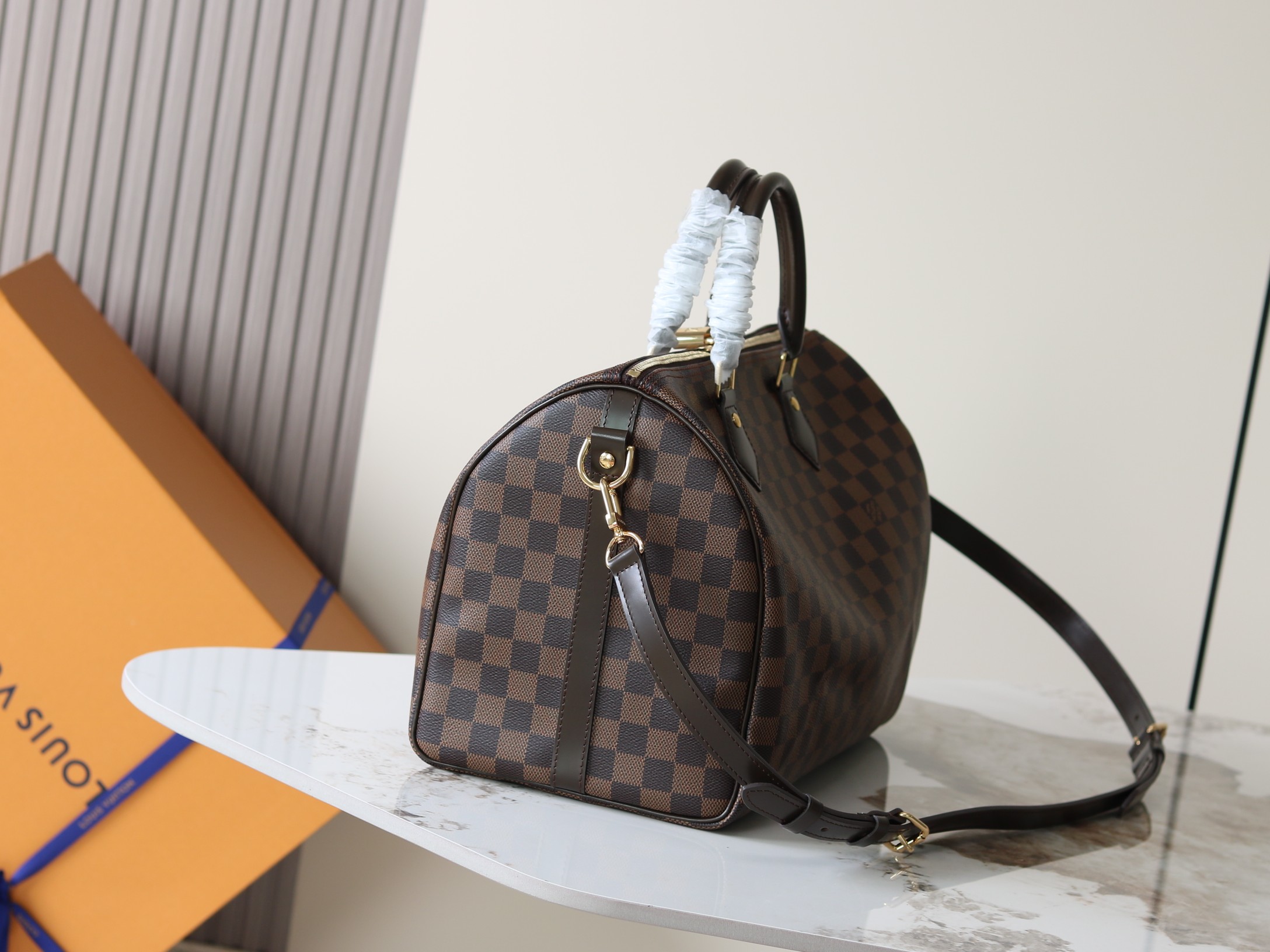 Louis Vuitton Basic Bag Canvas M-l-s