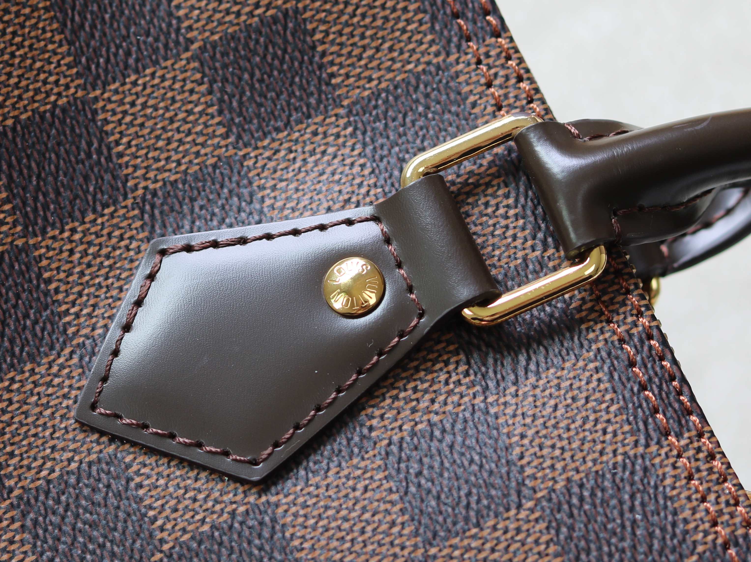 Louis Vuitton Basic Bag Canvas M-l-s