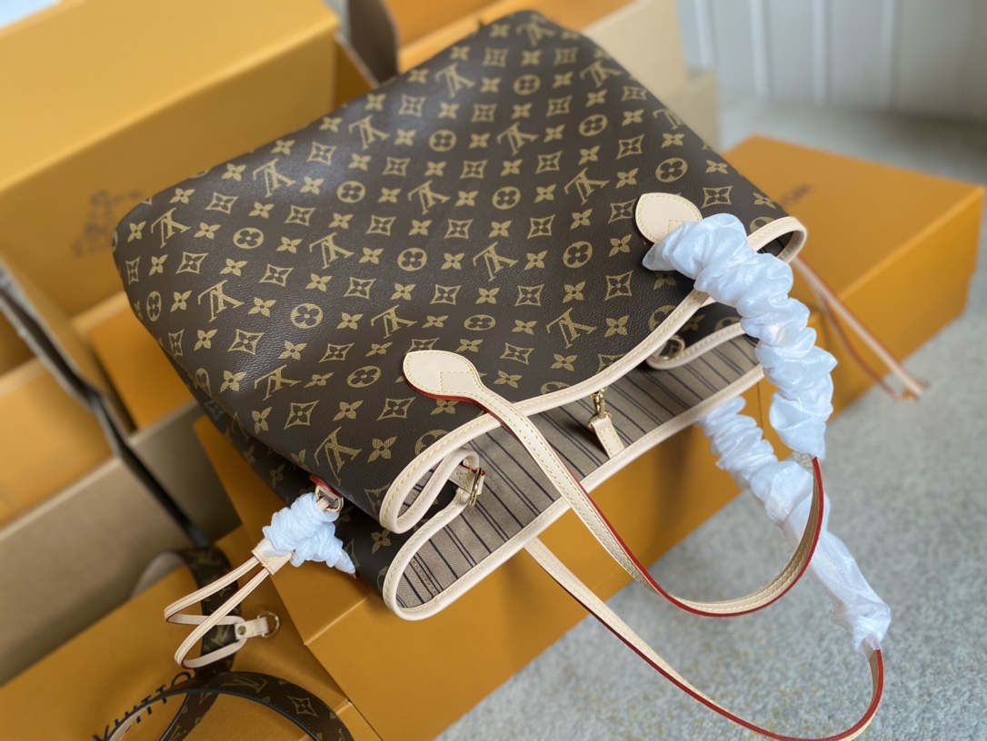 Louis Vuitton Crossbody Bag Canvas M-l-s