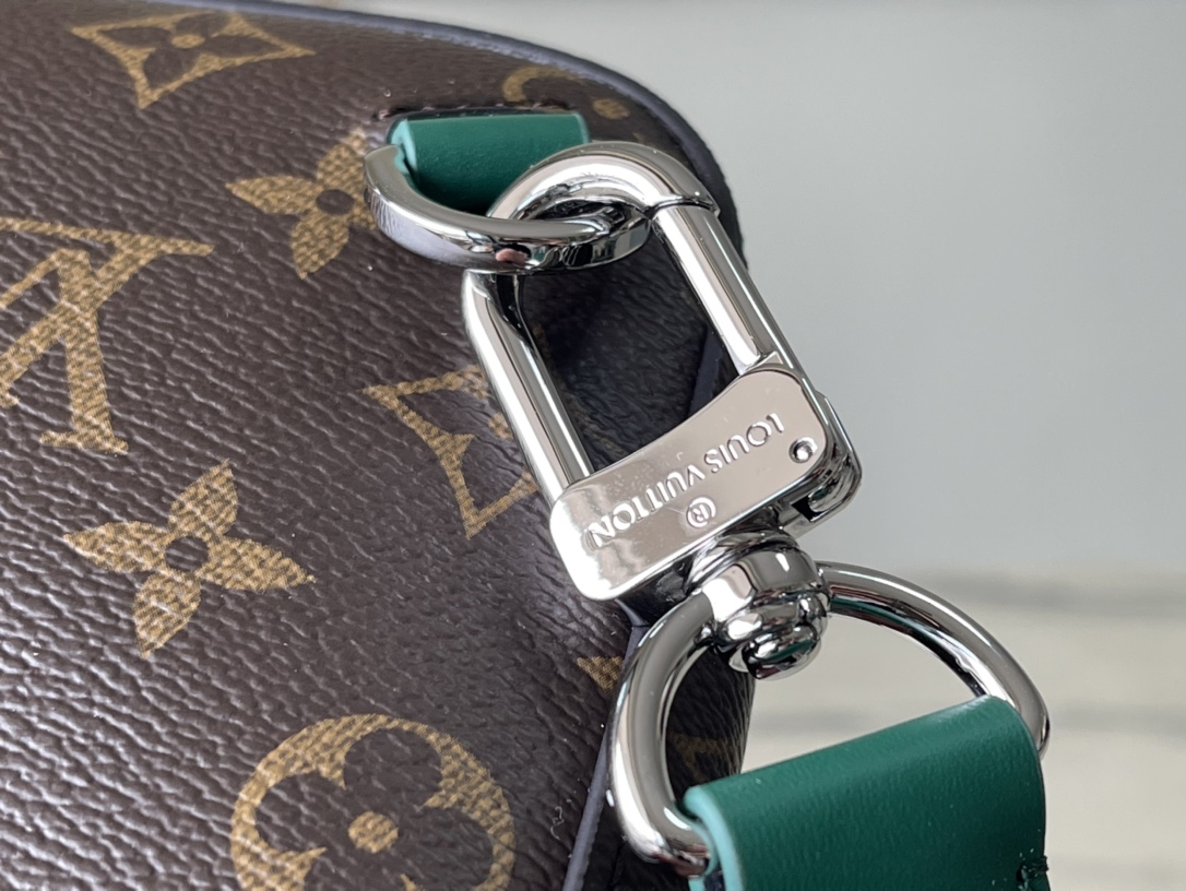 Louis Vuitton Shoulder Bag Cow Leather M-l-s