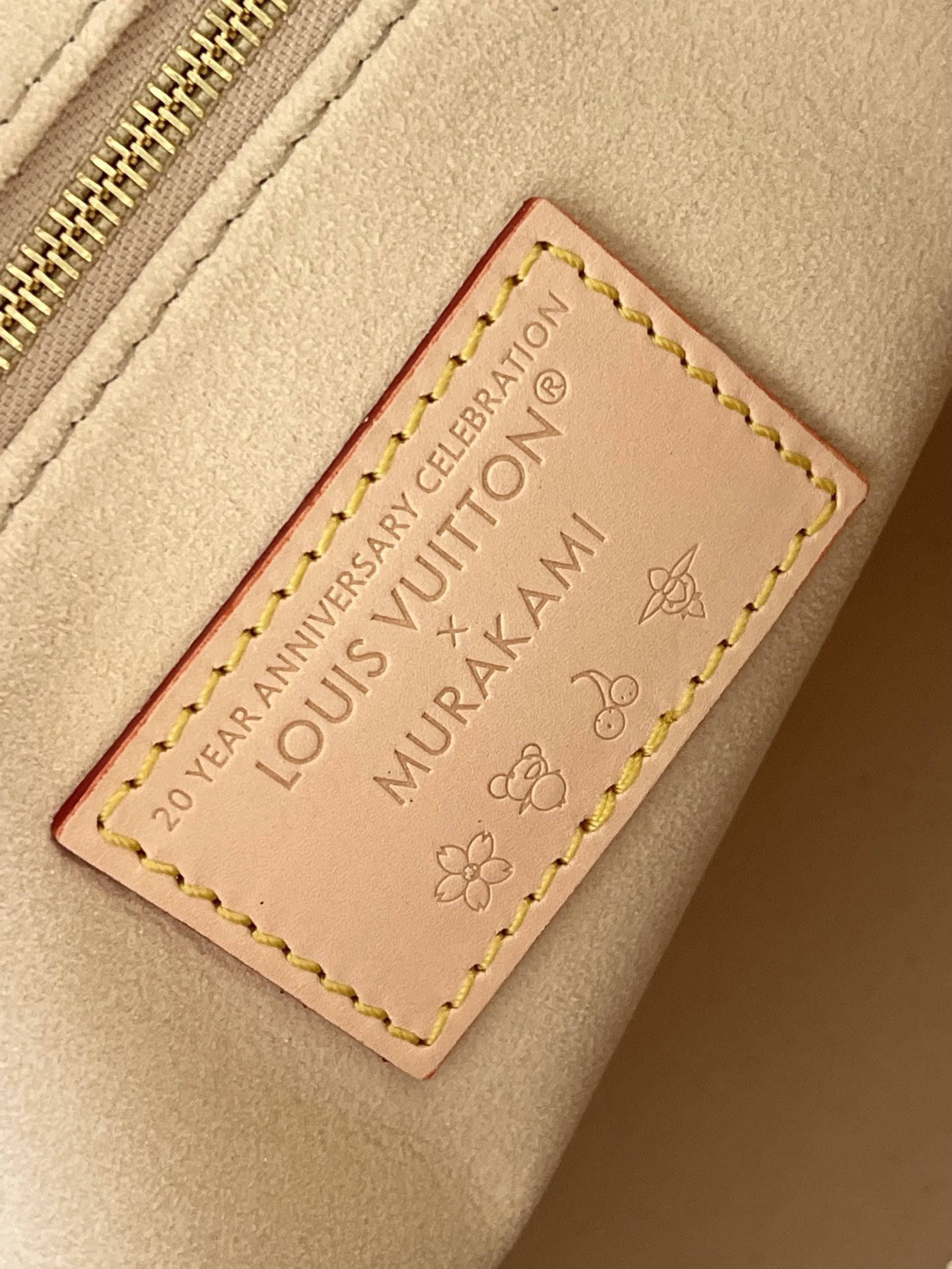 Louis Vuitton Basic Bag Cow Leather M-l