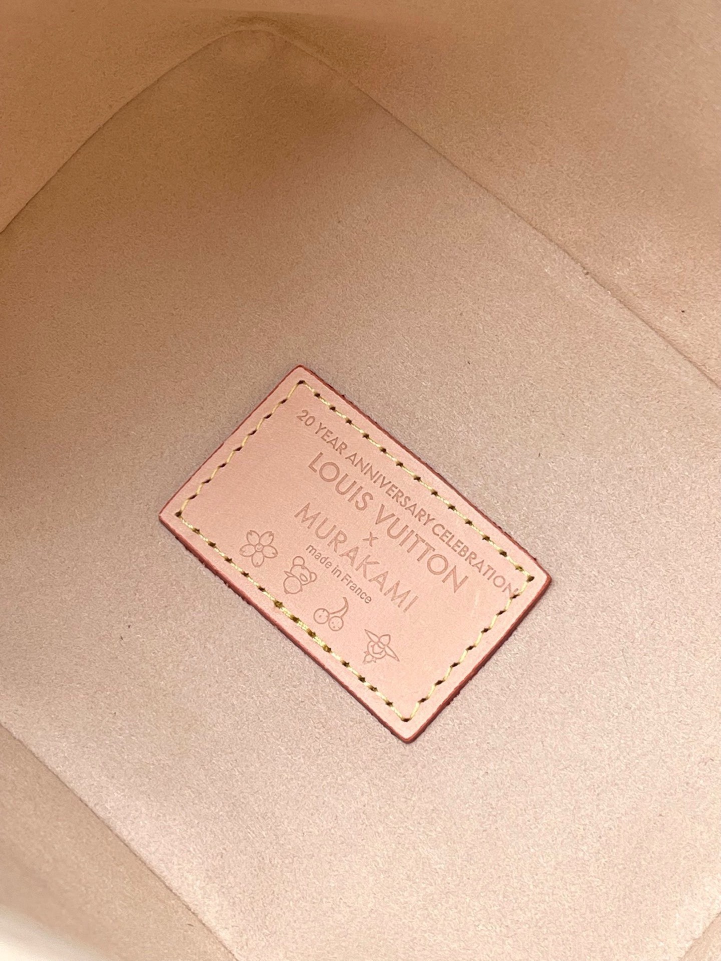 Louis Vuitton Basic Bag Cow Leather M-l