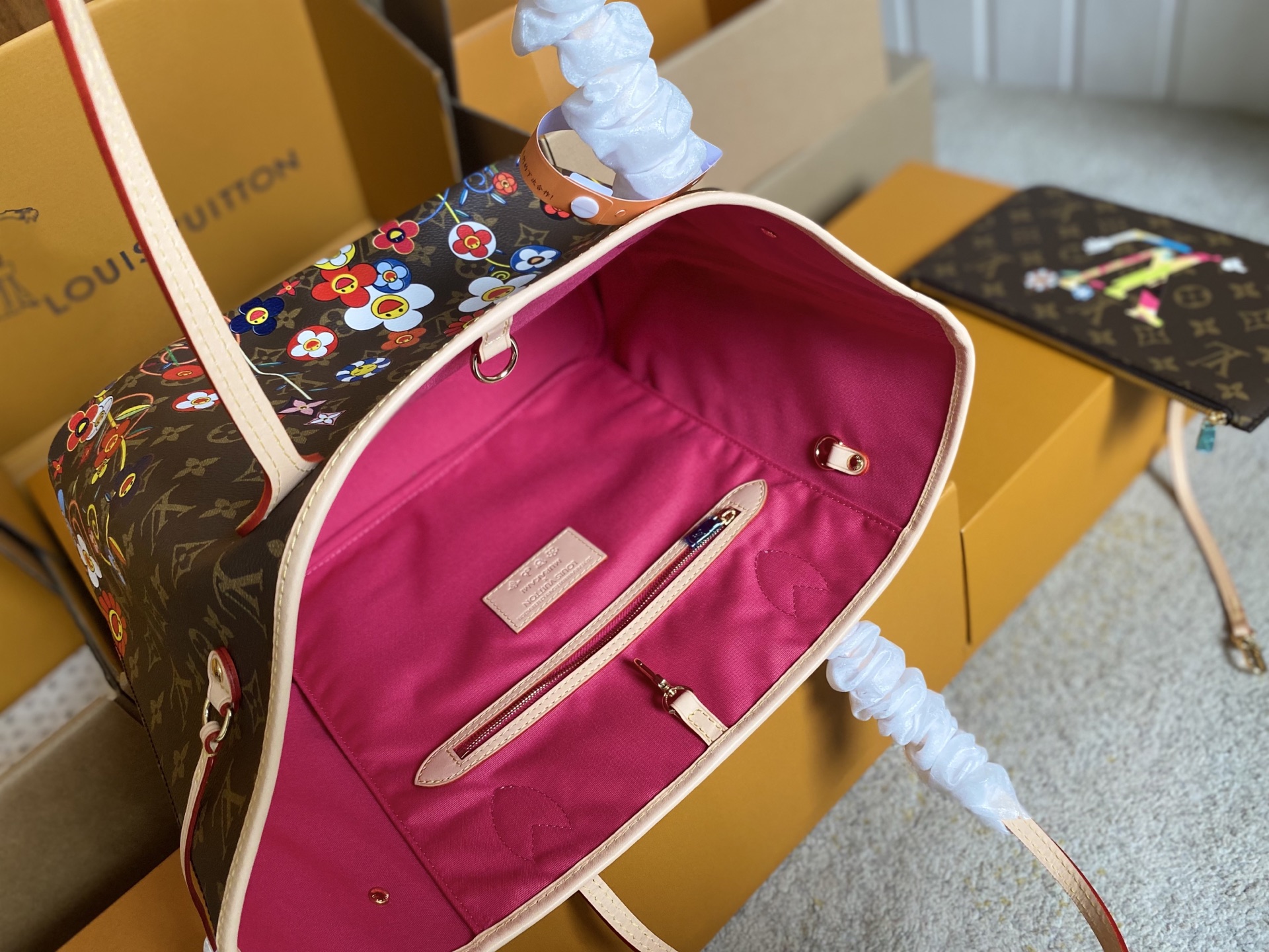 Louis Vuitton Basic Bag Cow Leather M-l