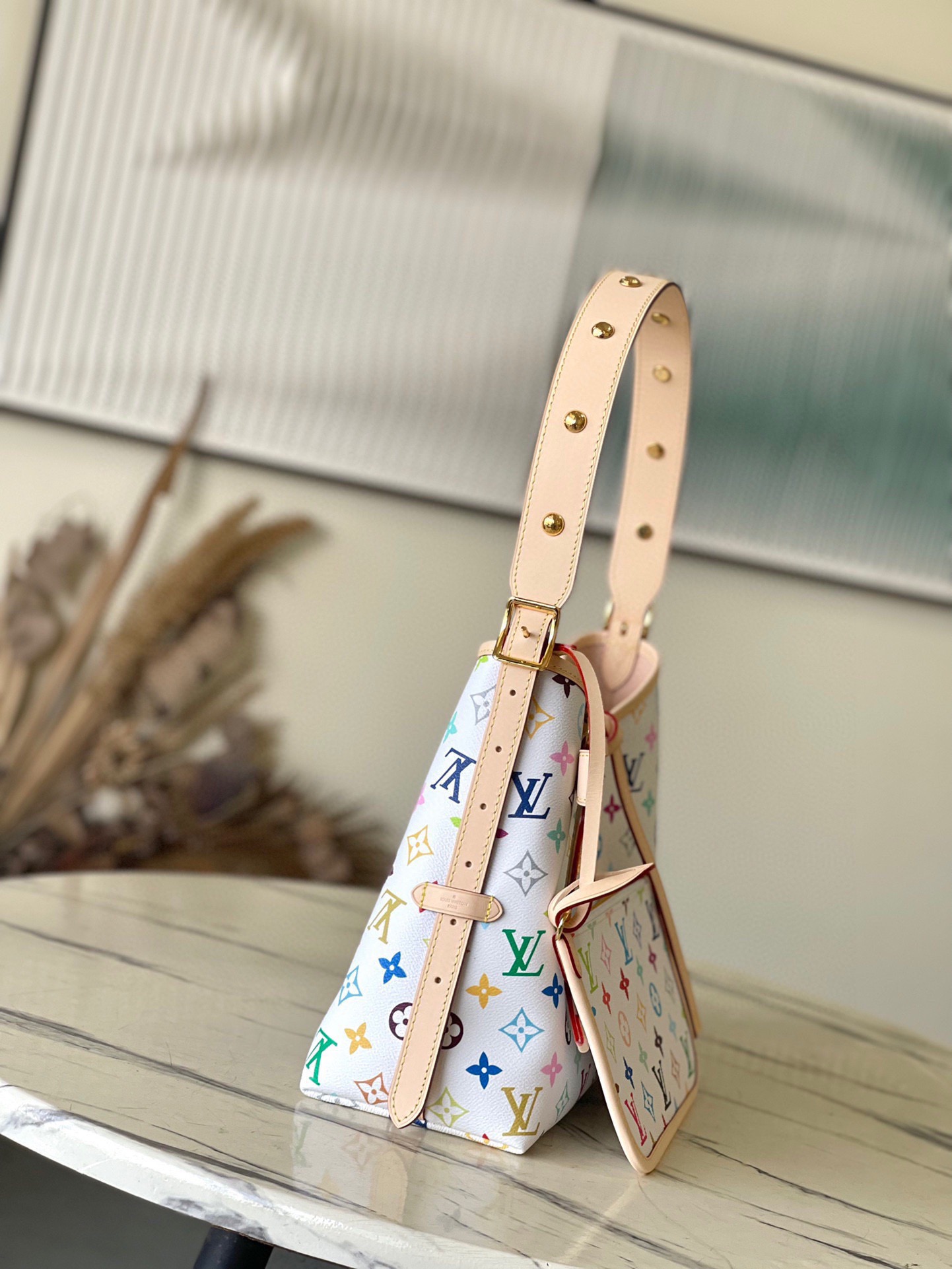 Louis Vuitton Basic Bag Cow Leather M-l