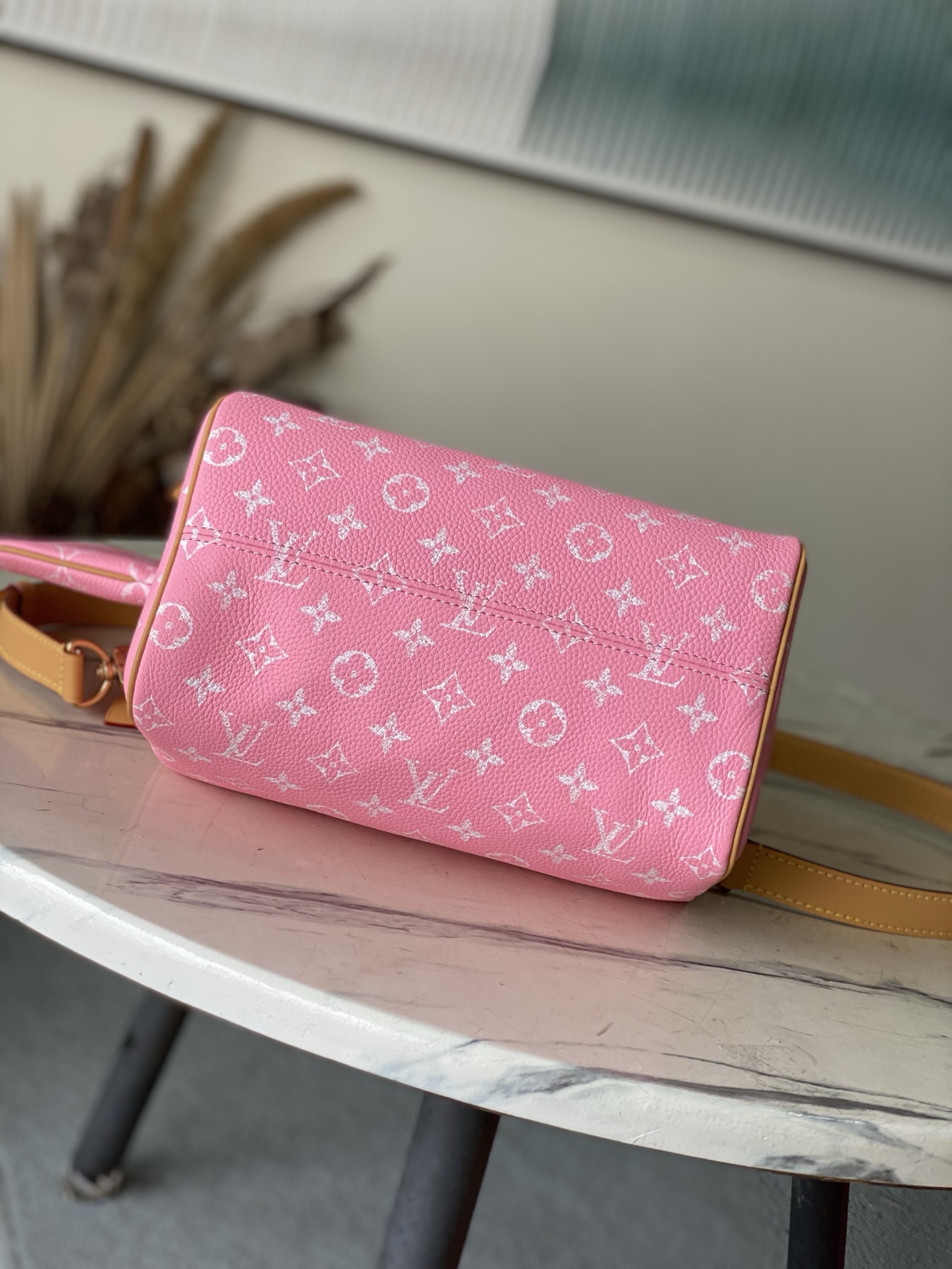 Louis Vuitton Basic Bag Cow Leather Pink M-l-s
