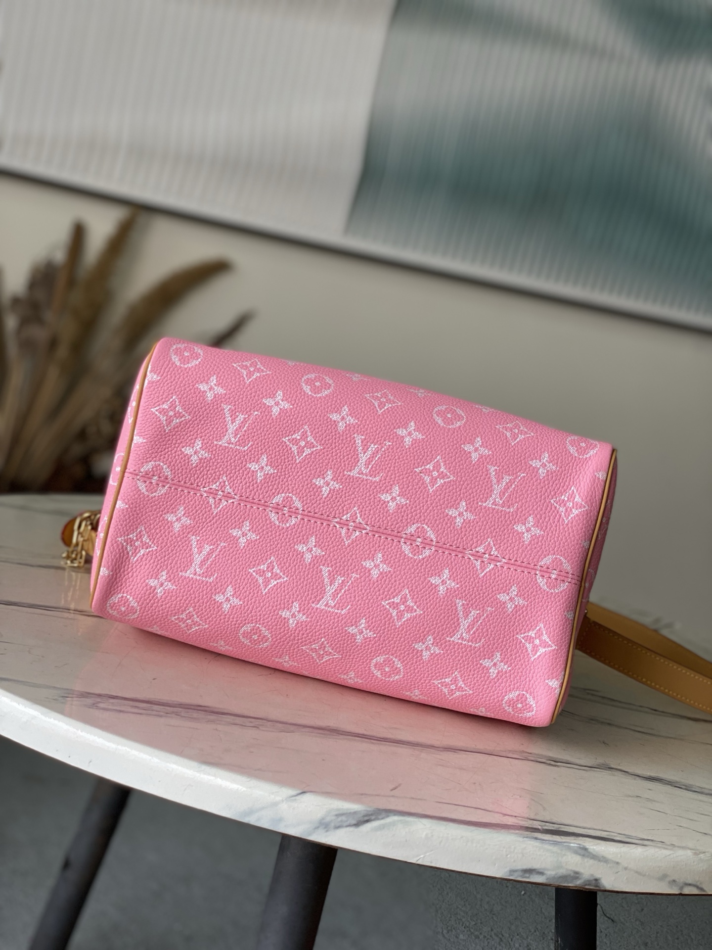 Louis Vuitton Basic Bag Cow Leather Pink M-l-s