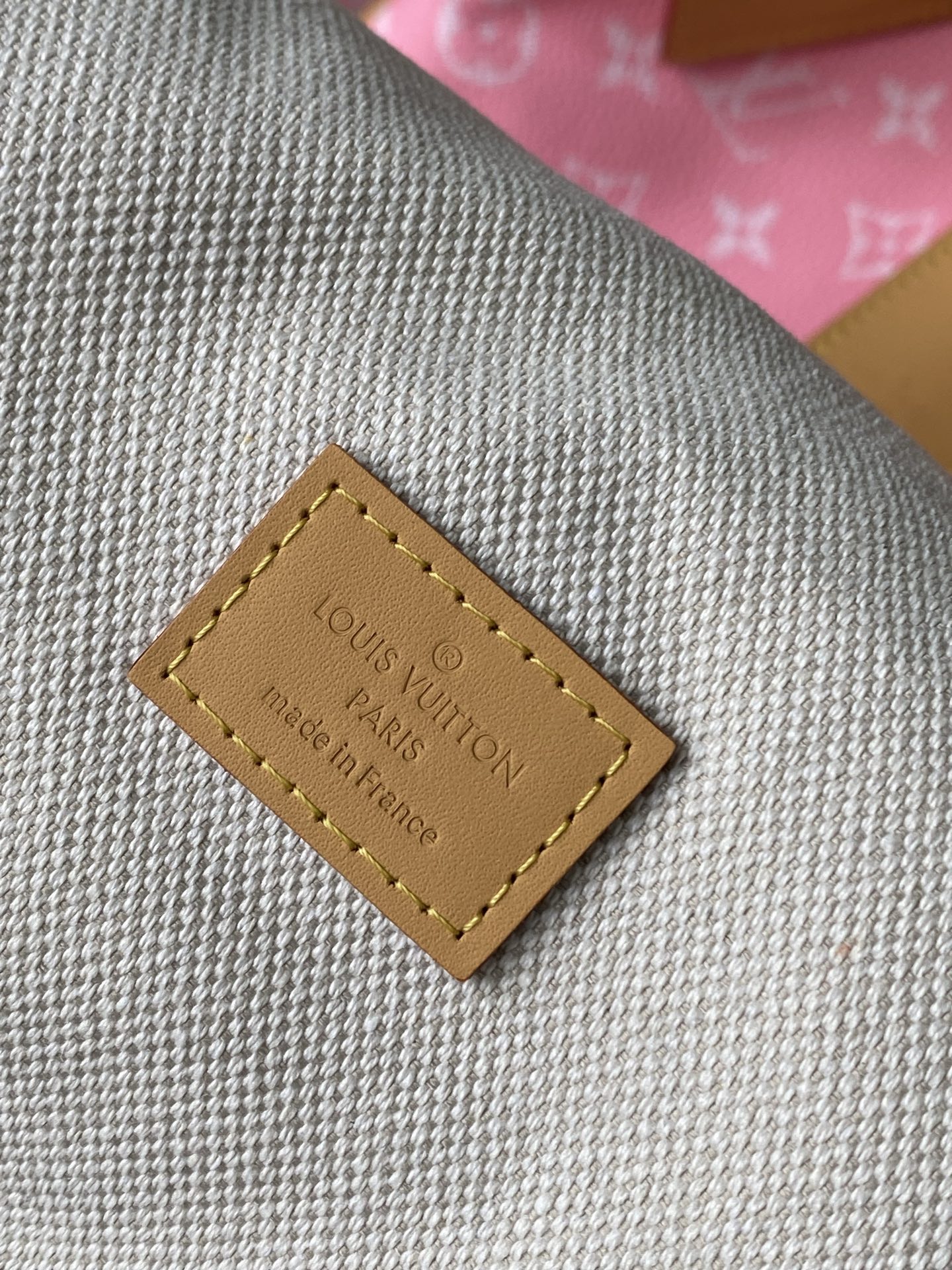 Louis Vuitton Basic Bag Cow Leather Pink M-l-s