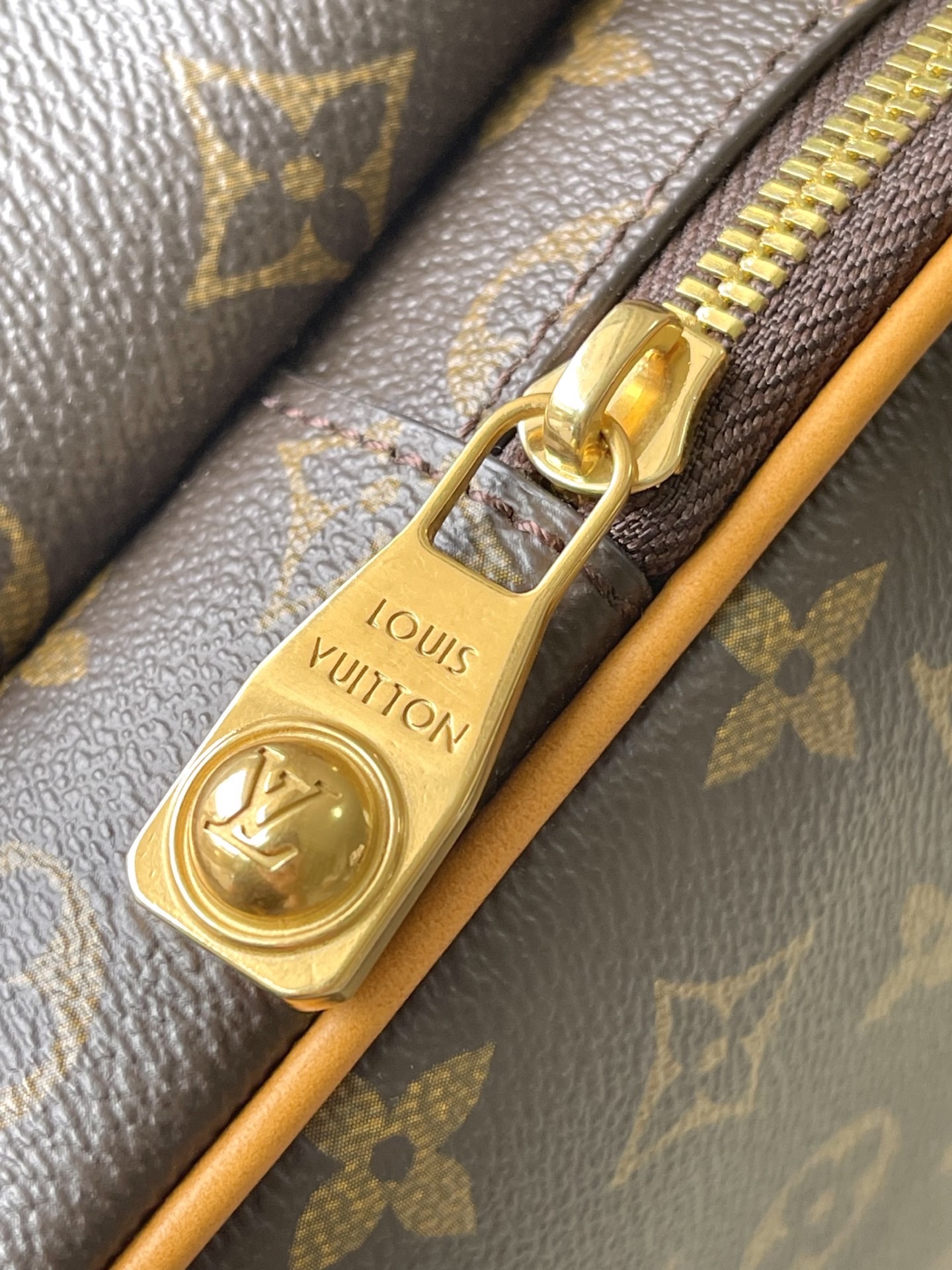 Louis Vuitton Backpack Canvas M-s