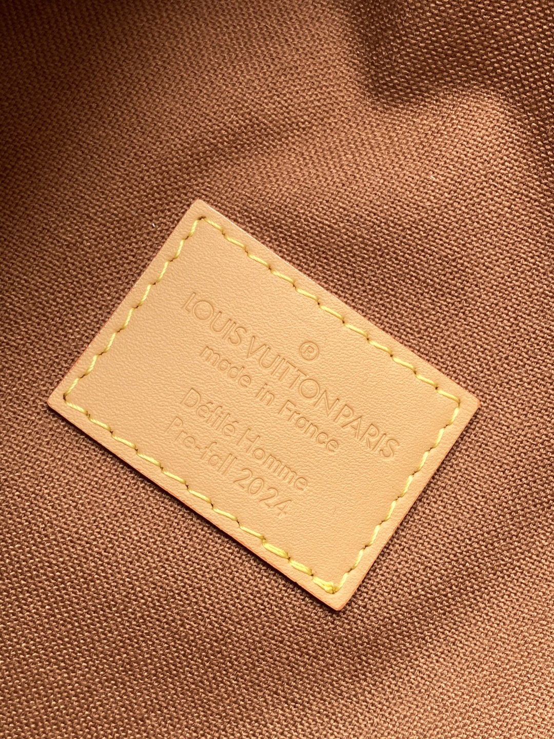 Louis Vuitton Basic Bag Canvas M-s