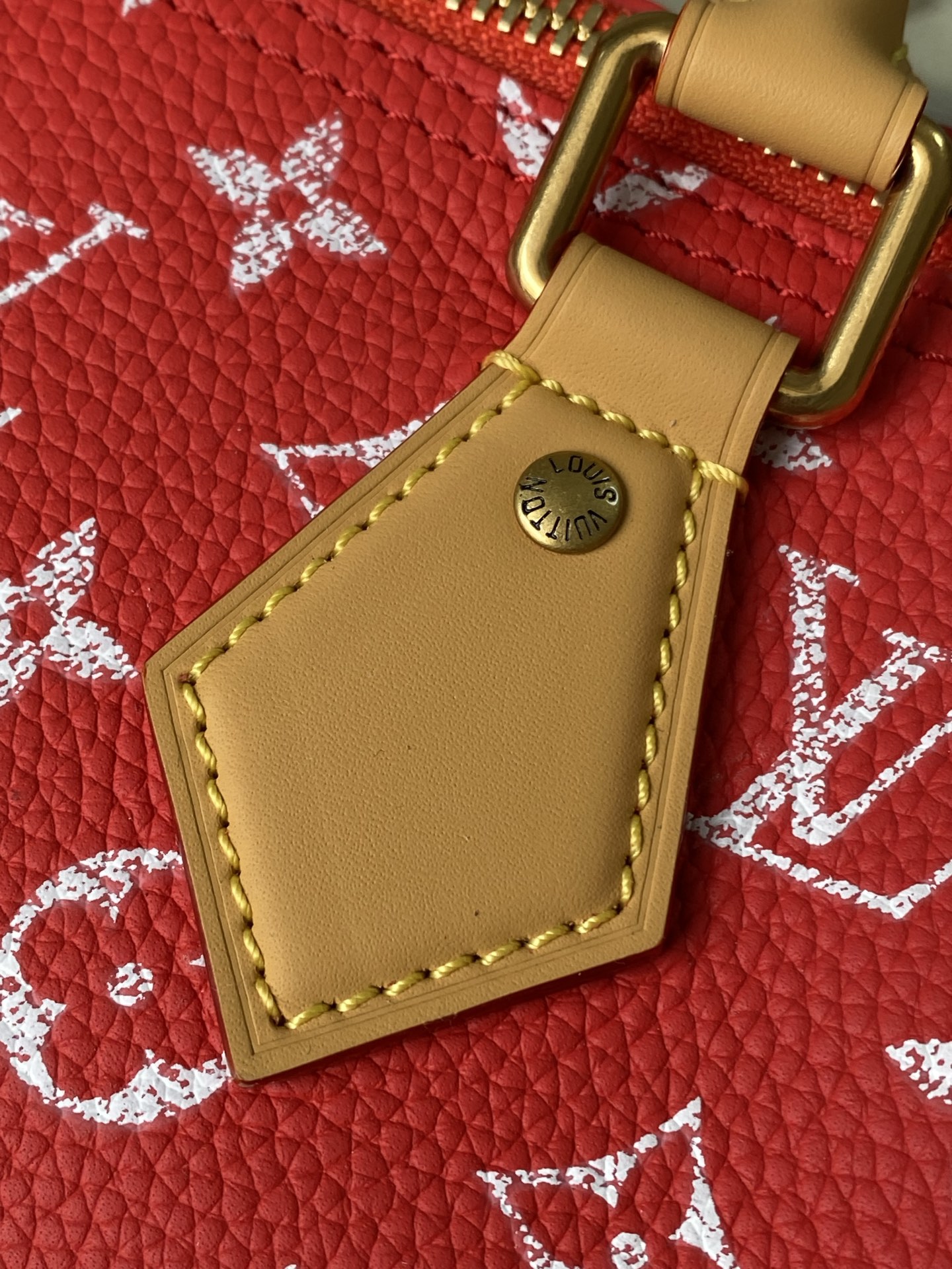 Louis Vuitton Basic Bag Cow Leather Red M-l-s