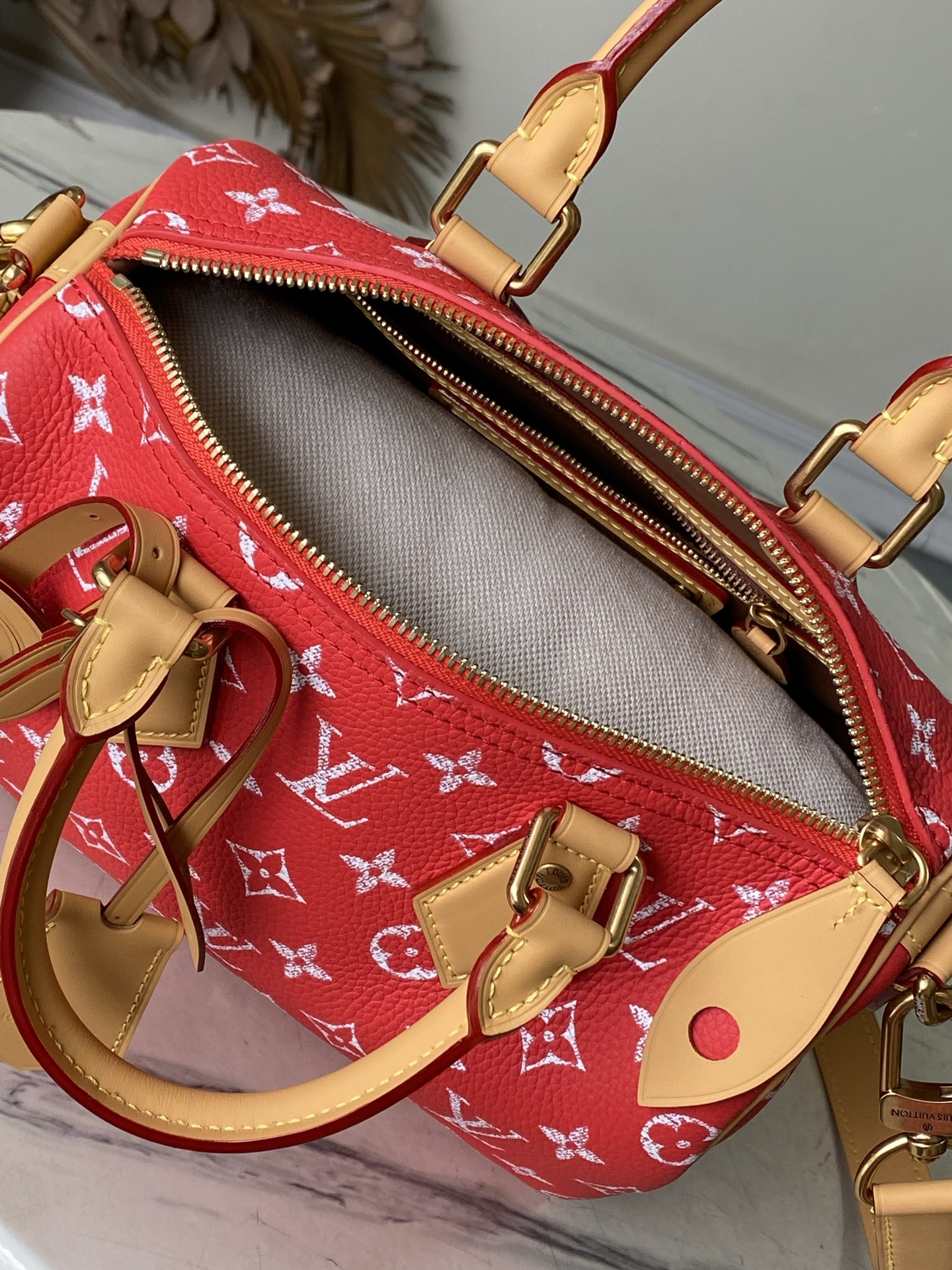 Louis Vuitton Basic Bag Cow Leather Red M-l-s