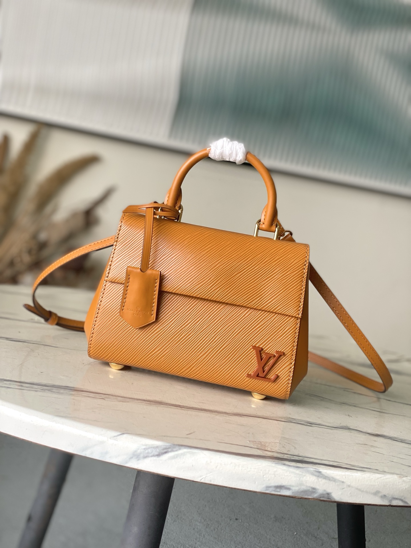 Louis Vuitton Basic Bag M-l