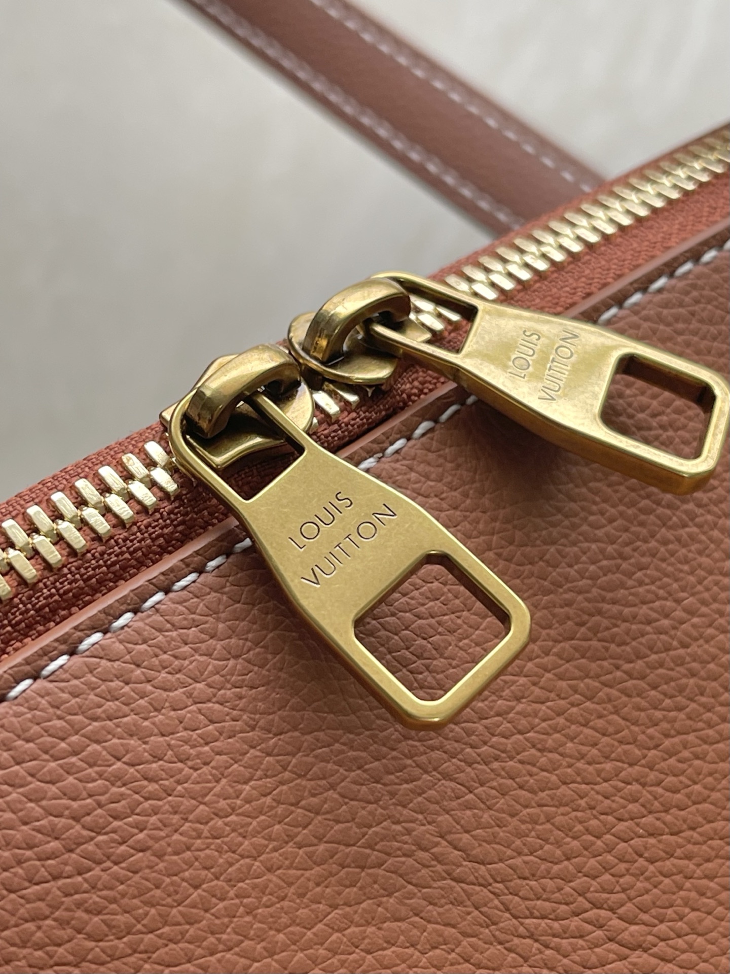 Louis Vuitton Basic Bag Cow Leather Black M-l