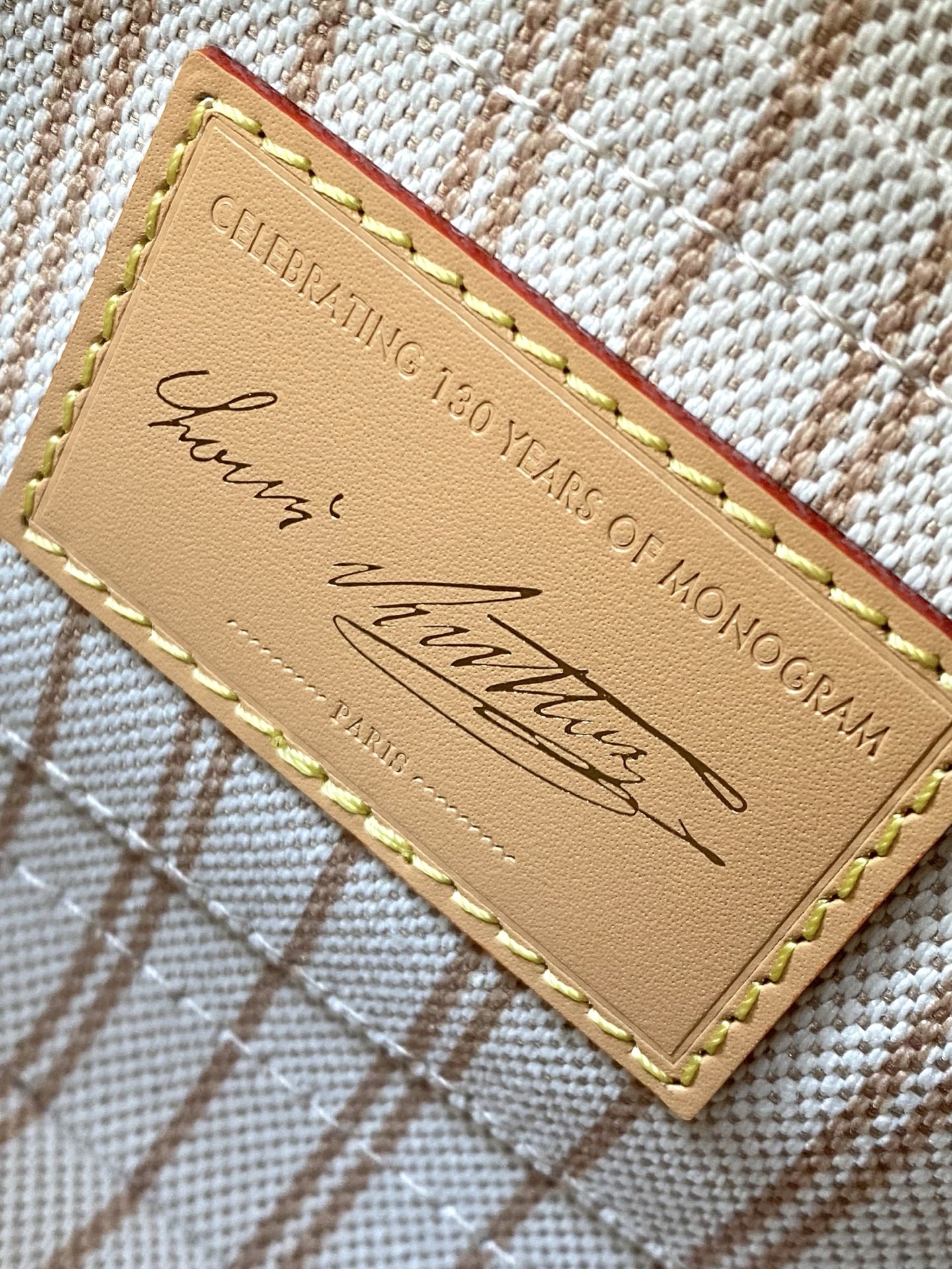 Louis Vuitton Basic Bag Canvas M-l