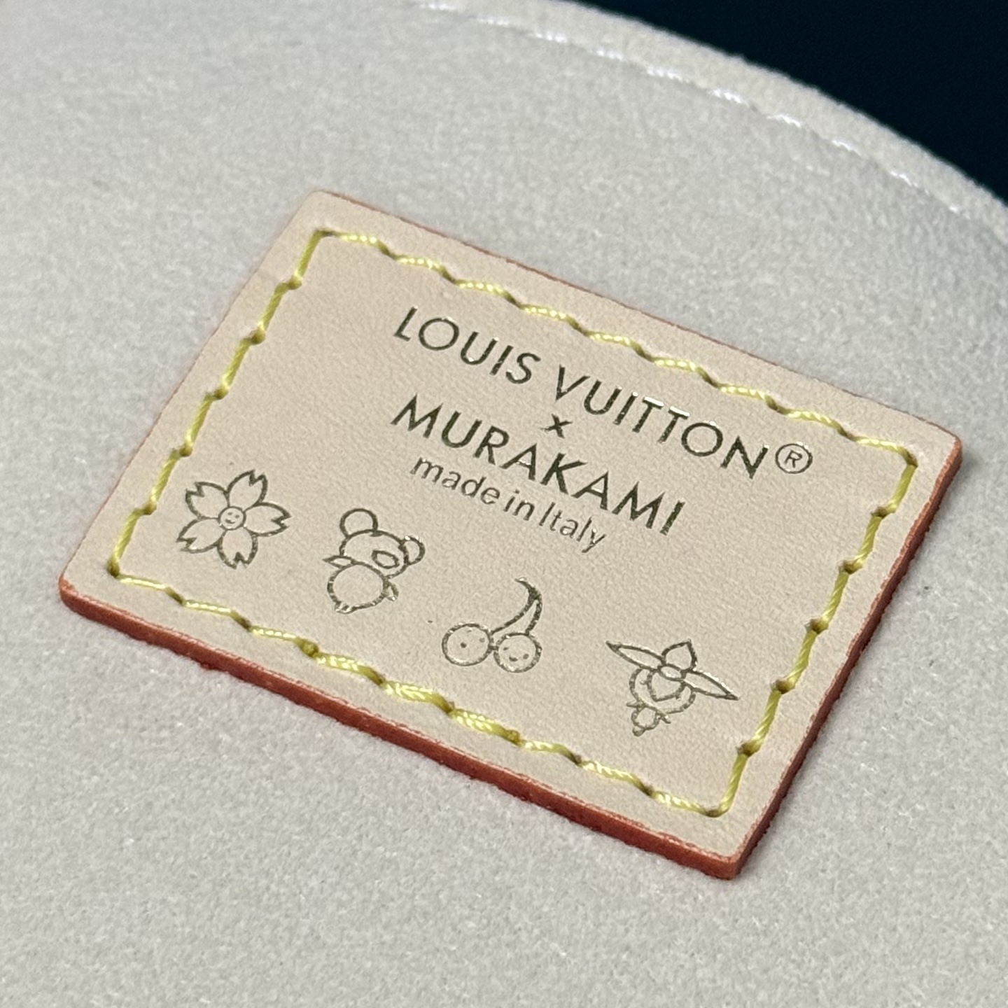 Louis Vuitton Basic Bag Canvas Gold M-l