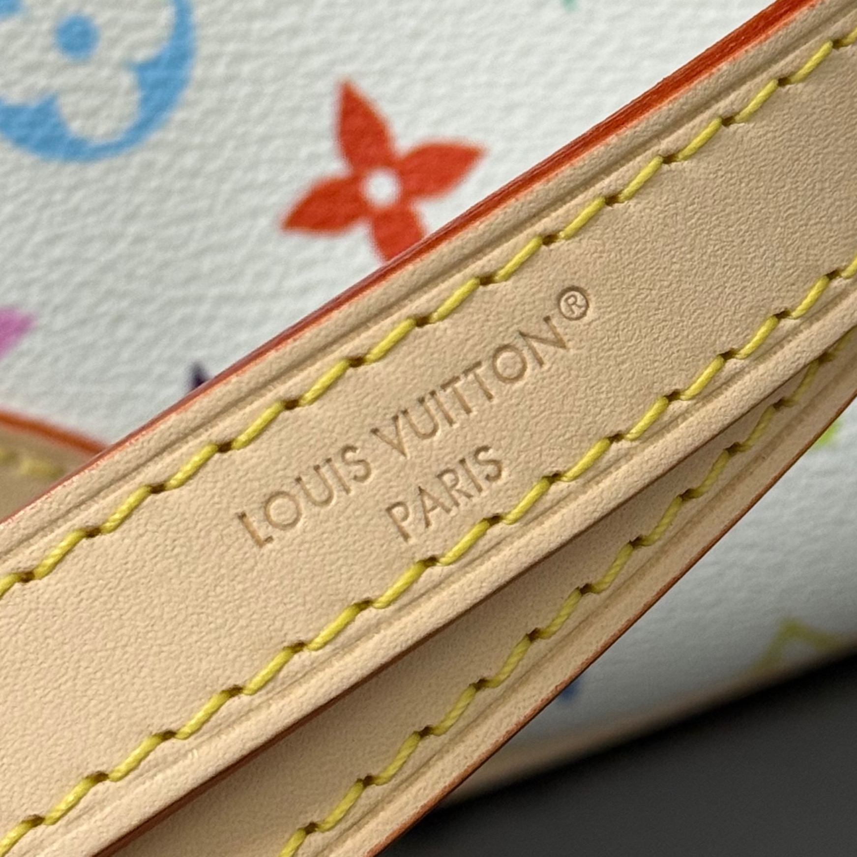 Louis Vuitton Basic Bag Canvas Gold M-l