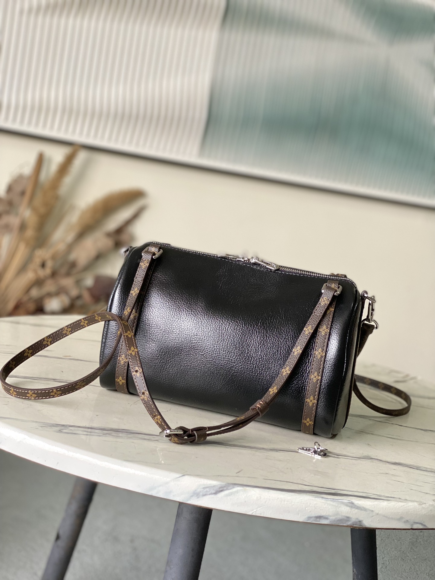 Louis Vuitton Basic Bag Cow Leather Black M-s