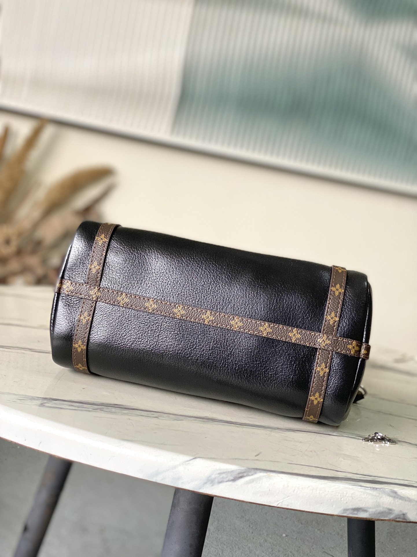 Louis Vuitton Basic Bag Cow Leather Black M-s