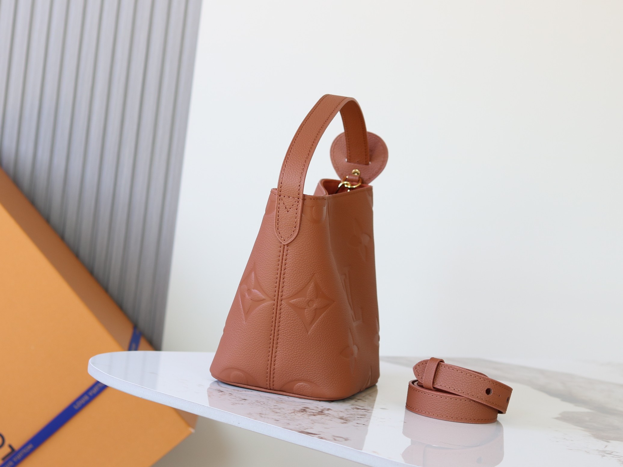 Louis Vuitton Basic Bag Canvas Foldable M-l