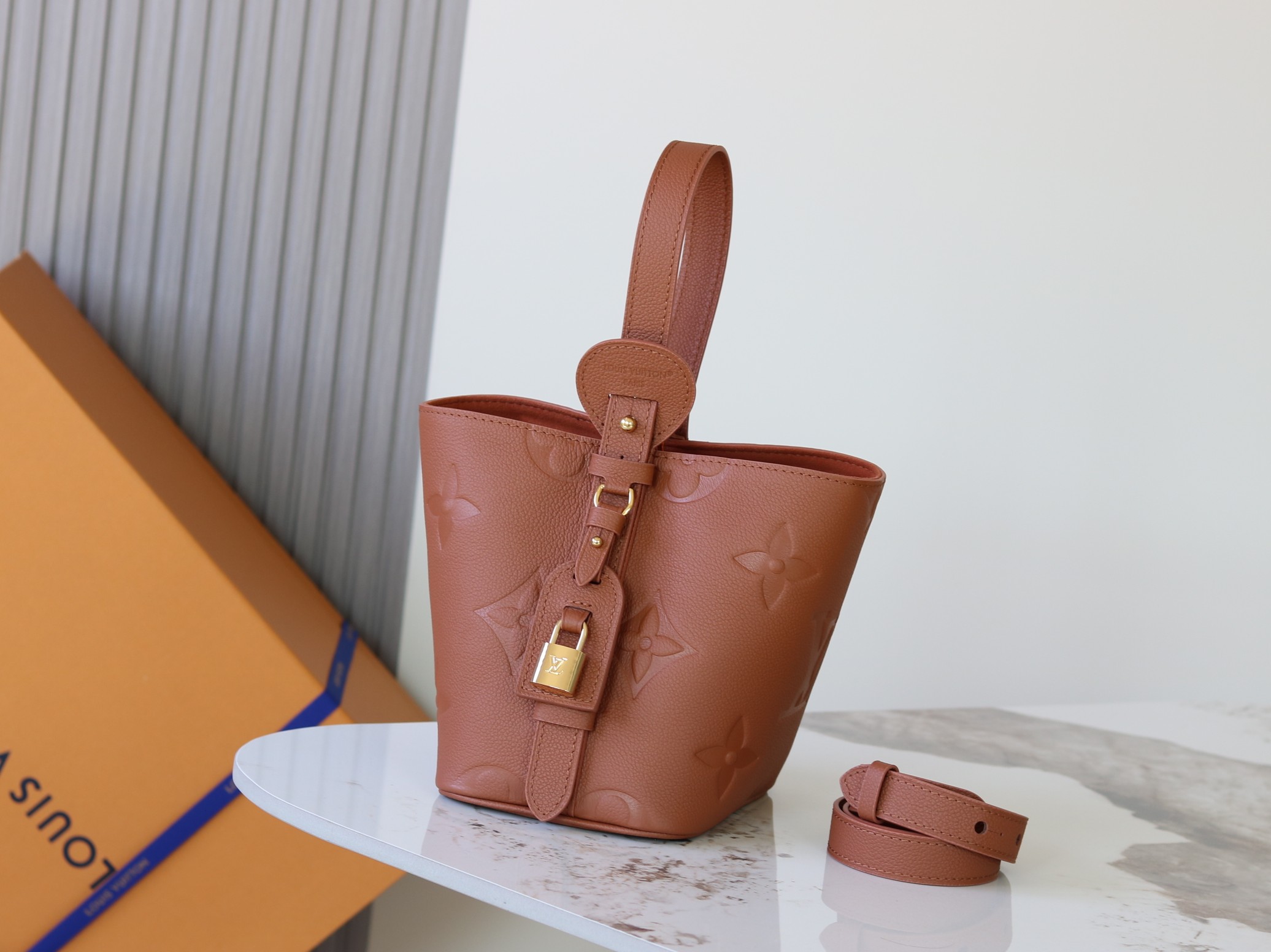 Louis Vuitton Basic Bag Canvas Foldable M-l