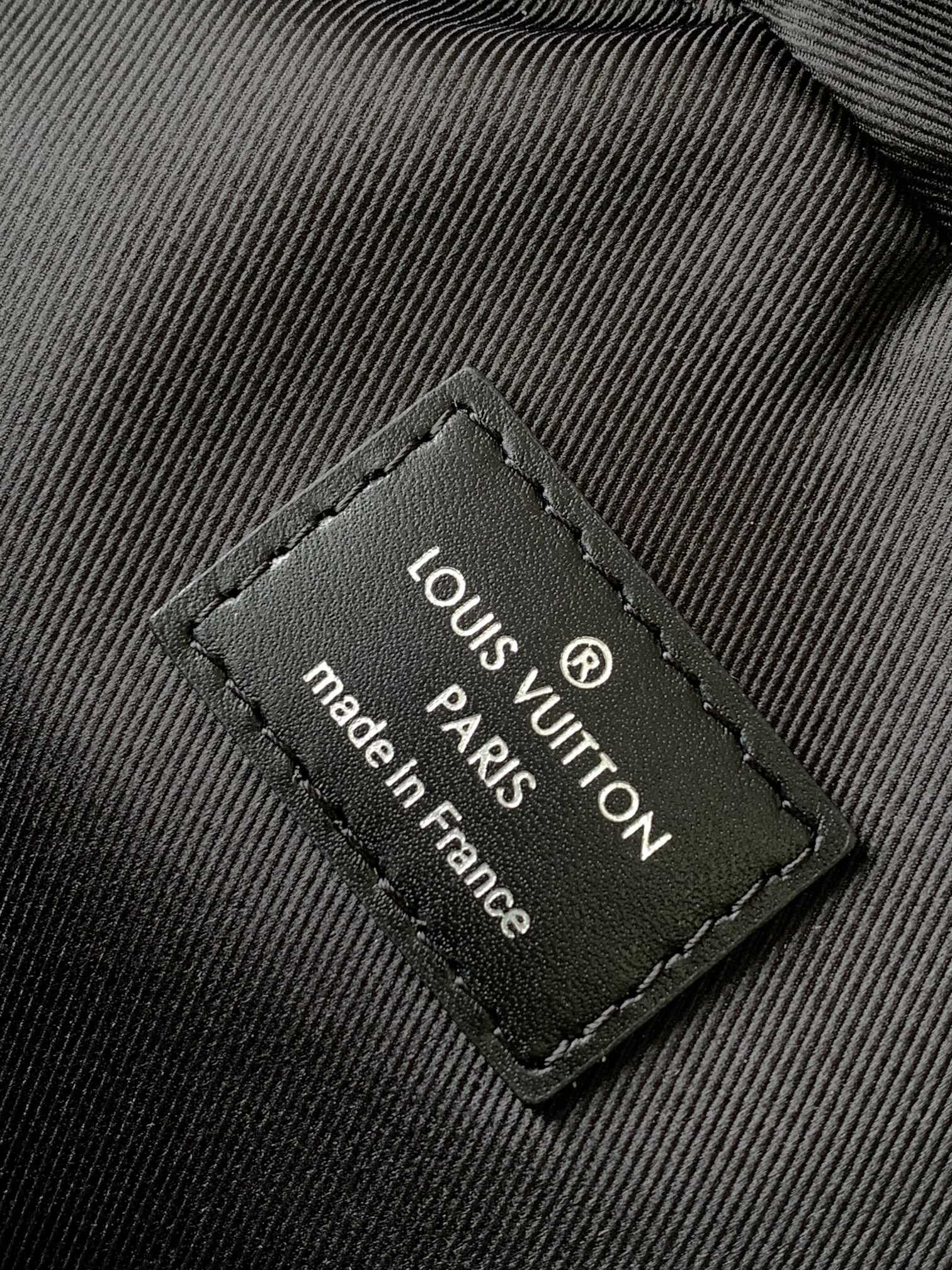 Louis Vuitton Shoulder Bag Cow Leather M