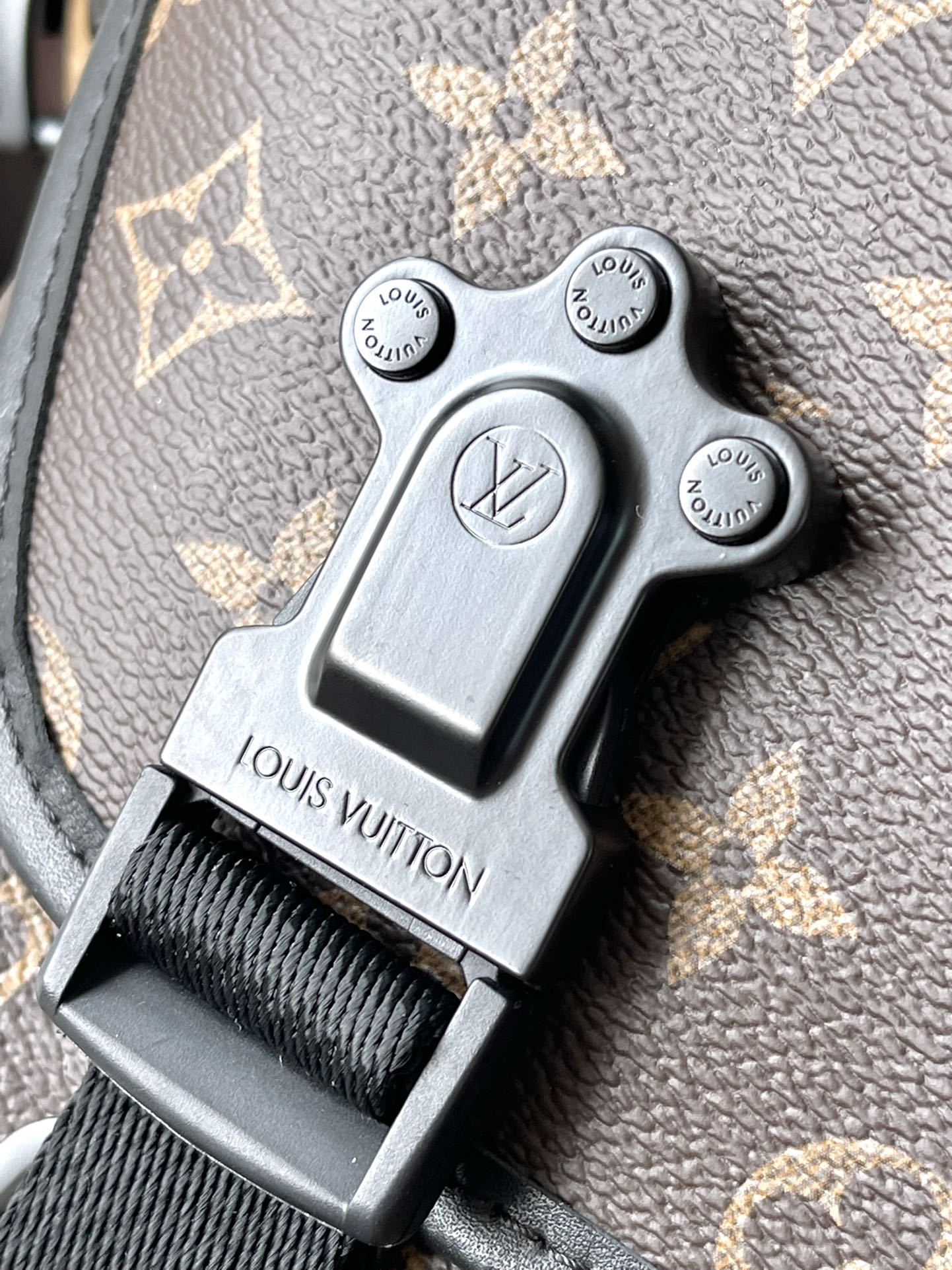 Louis Vuitton Messenger Bag Canvas M-l-s