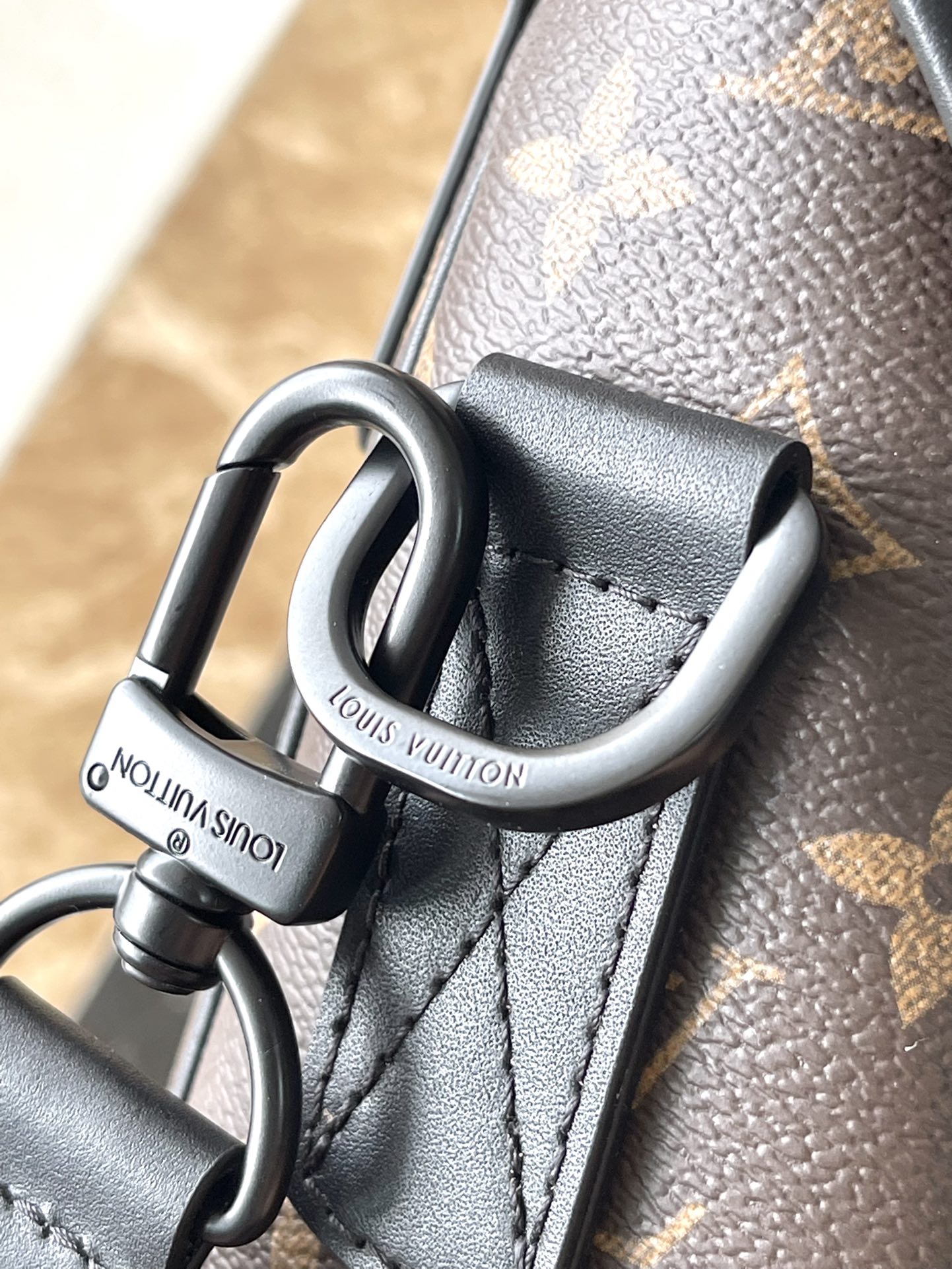 Louis Vuitton Messenger Bag Canvas M-l-s